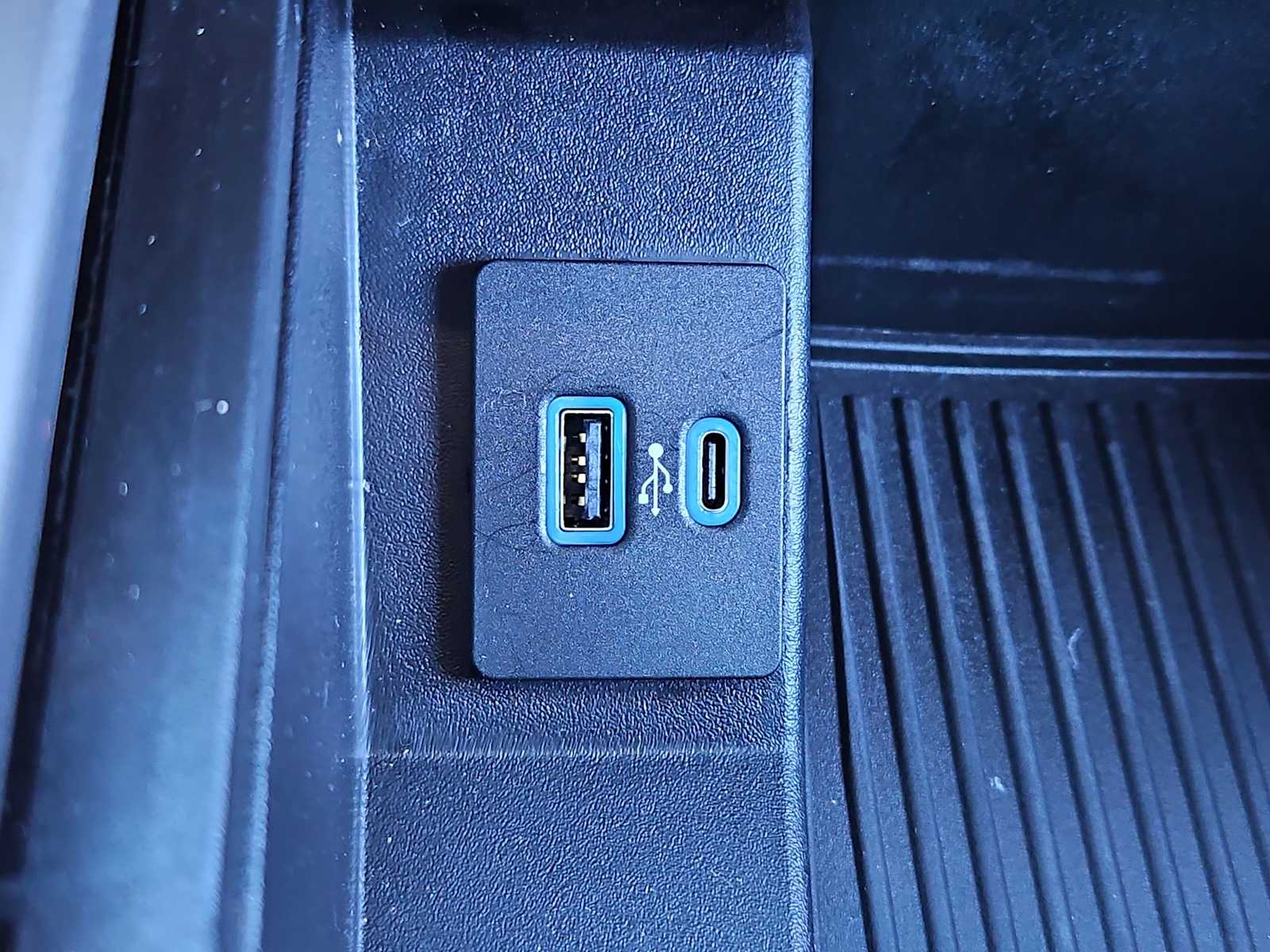 Thumbnail: 2021 Ford Expedition MAX - 31