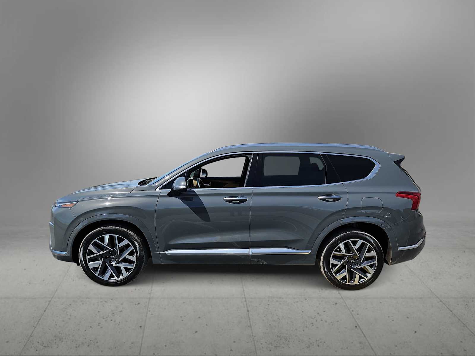Thumbnail: 2023 Hyundai Santa Fe - 5
