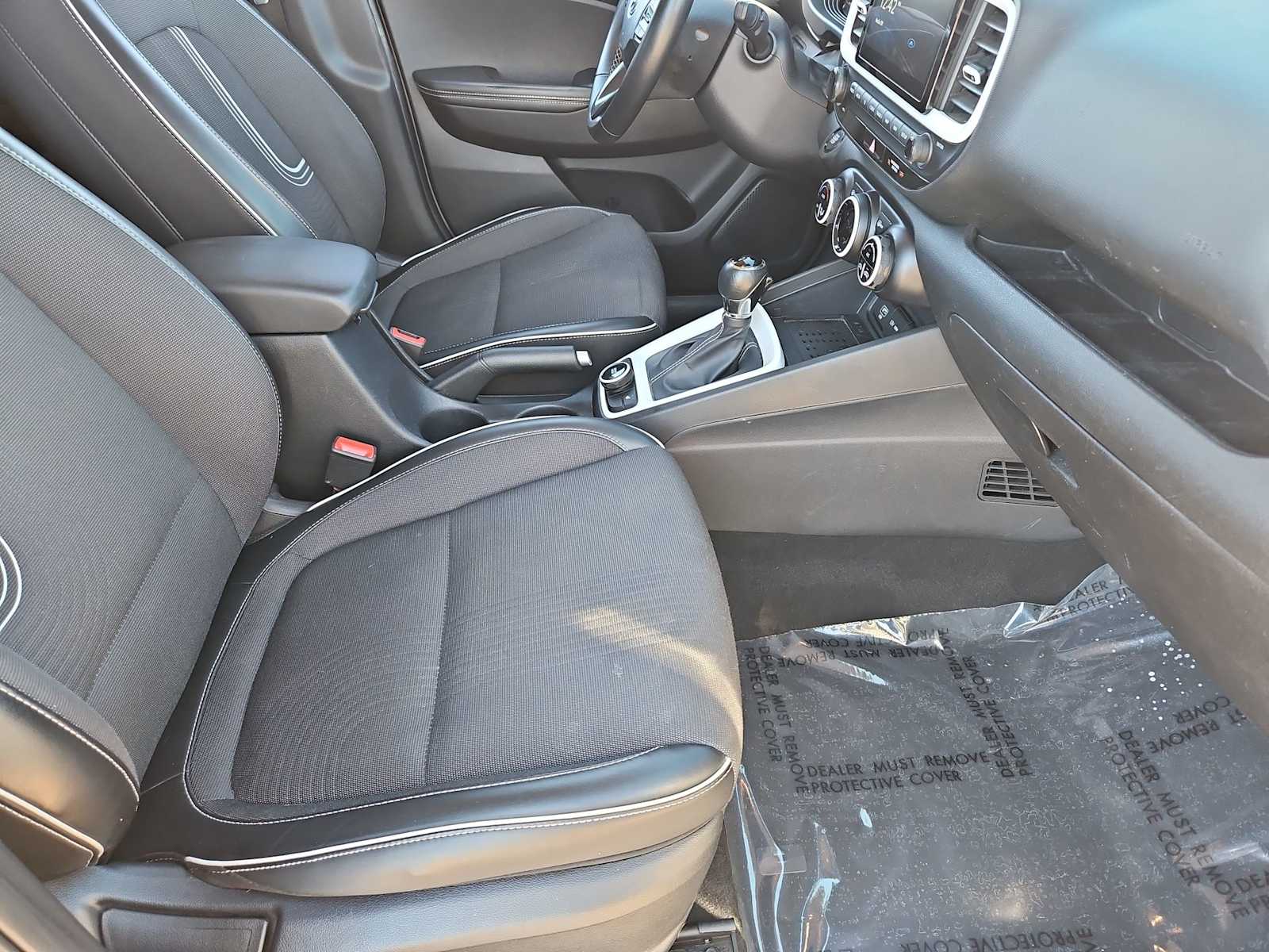 Thumbnail: 2023 Hyundai Venue - 22