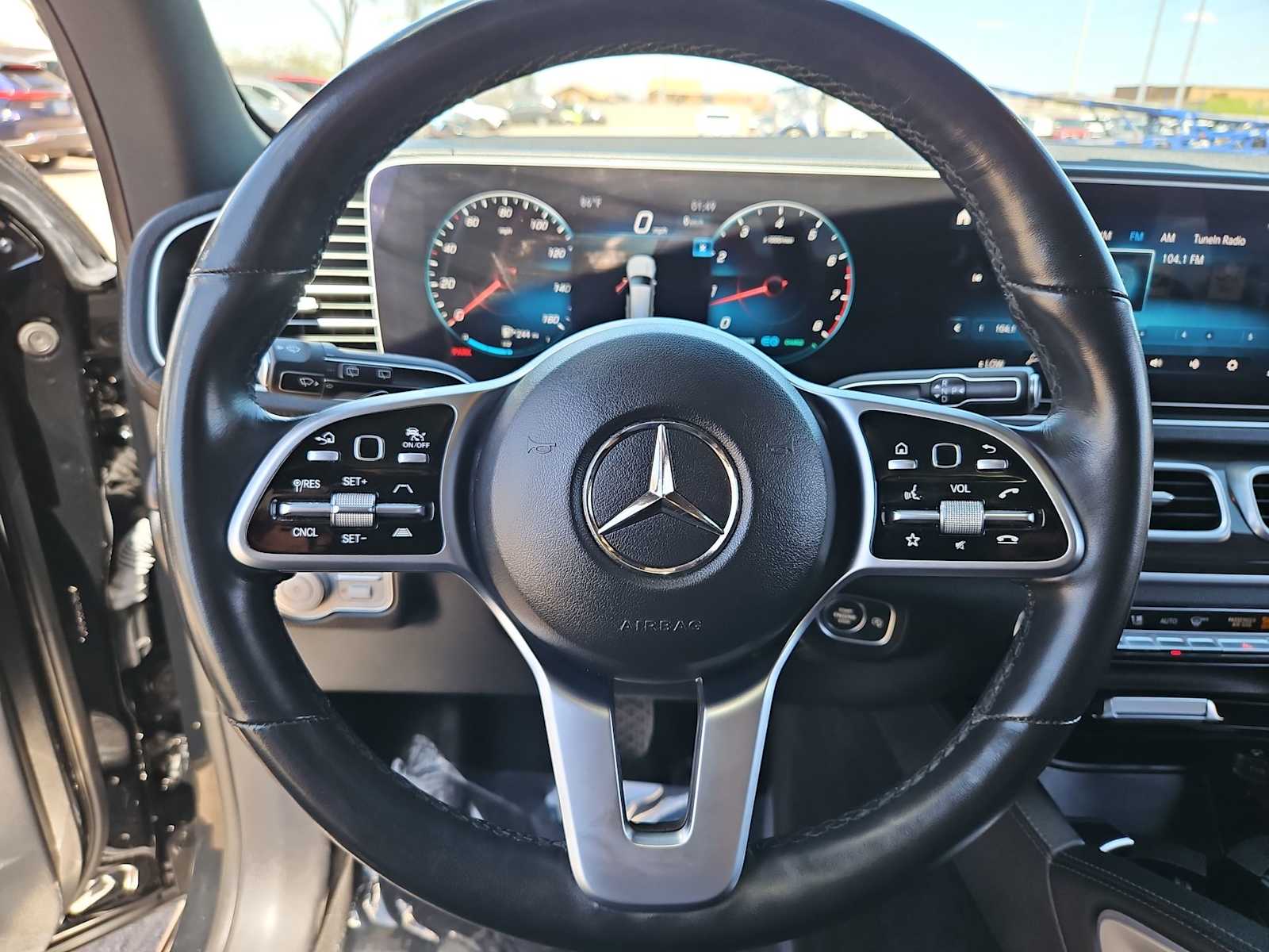 Thumbnail: 2022 Mercedes-Benz GLS - 22