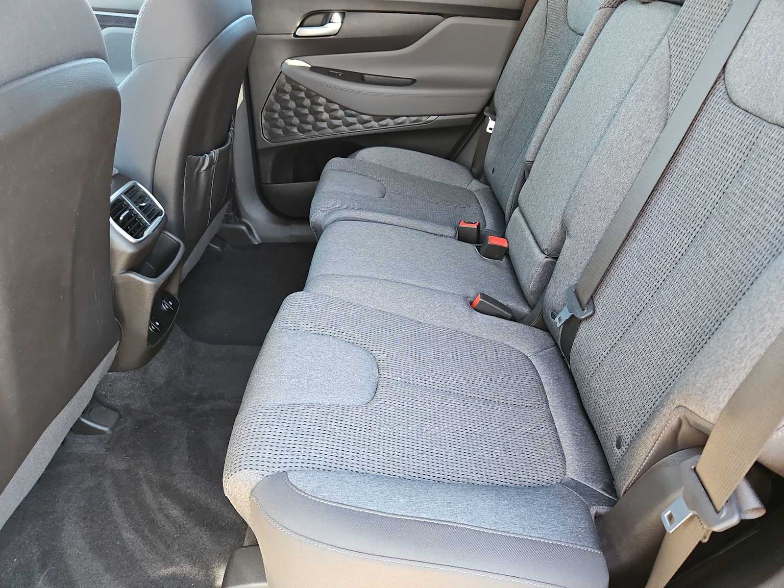 Thumbnail: 2019 Hyundai Santa Fe - 20