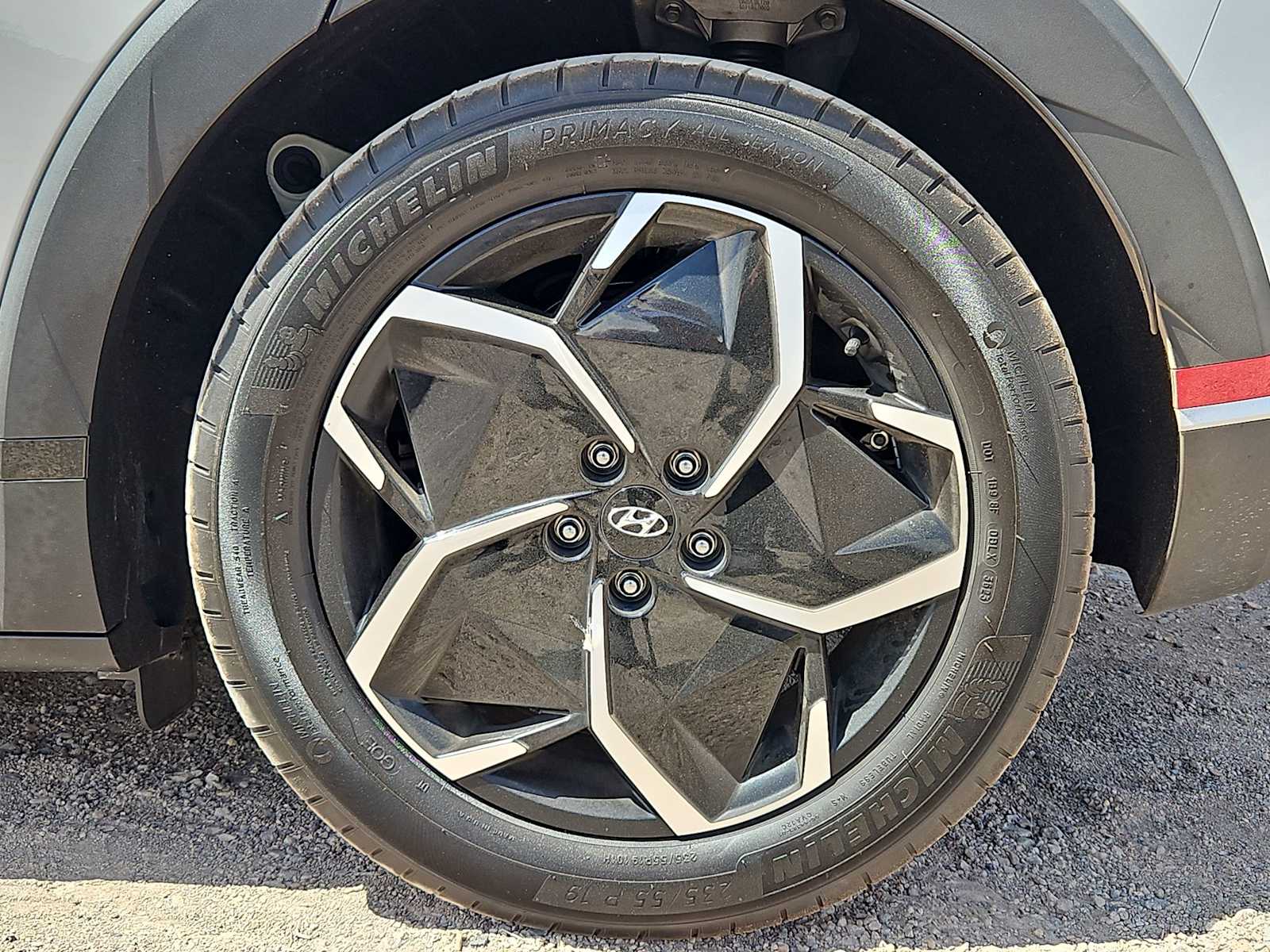 Thumbnail: 2024 Hyundai Ioniq 5 - 13