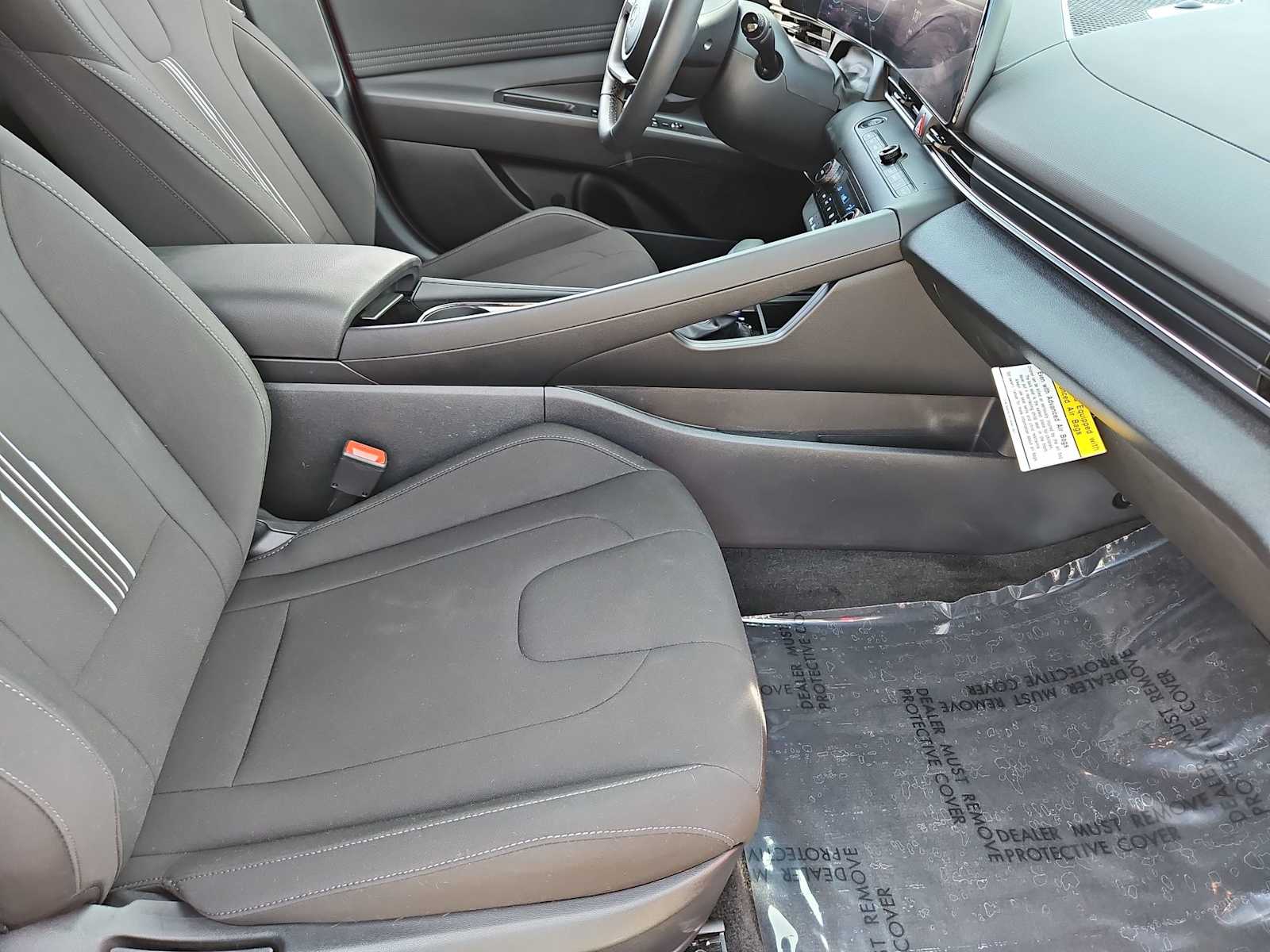 Thumbnail: 2025 Hyundai Elantra - 21