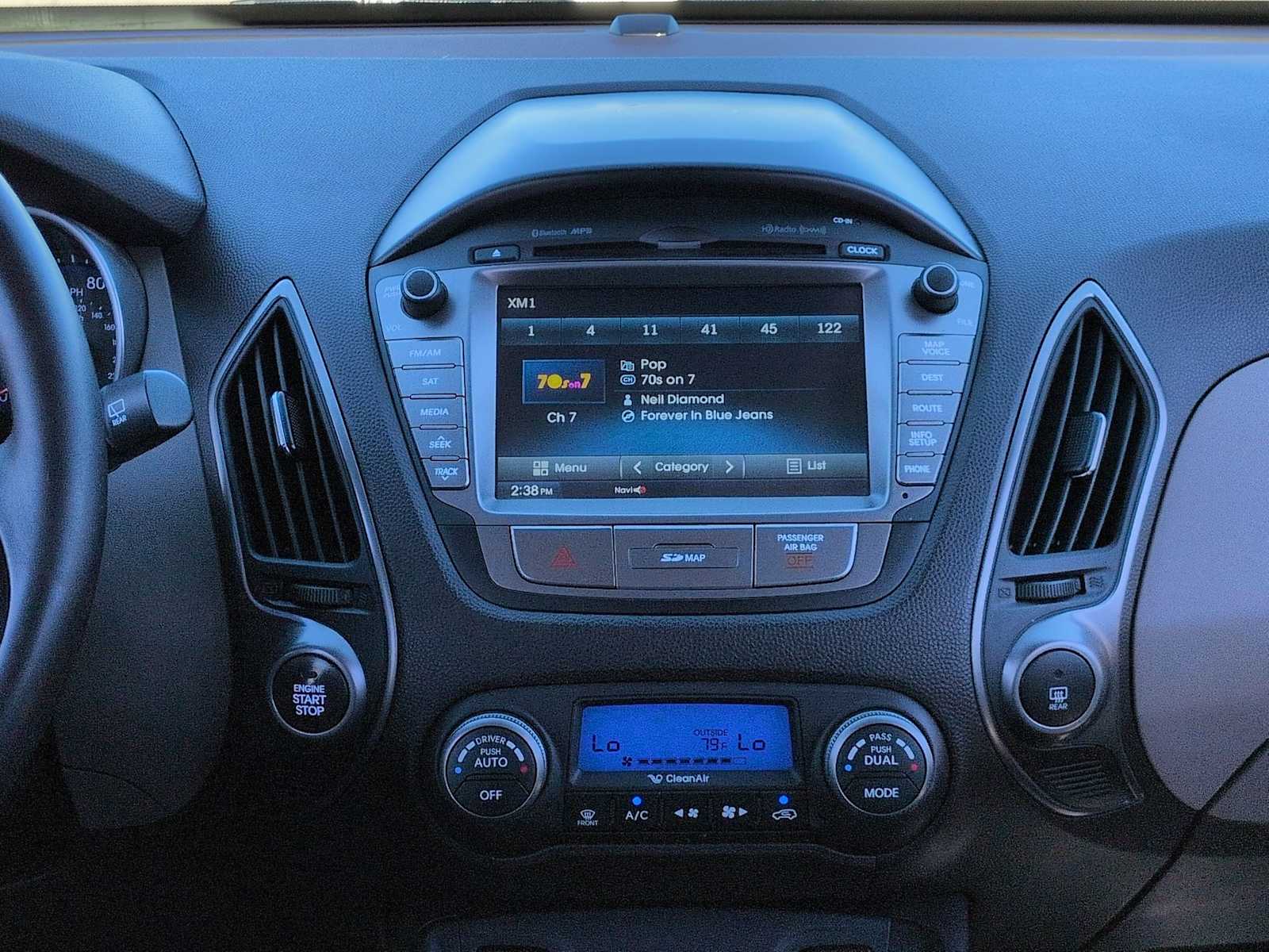 Thumbnail: 2014 Hyundai Tucson - 30