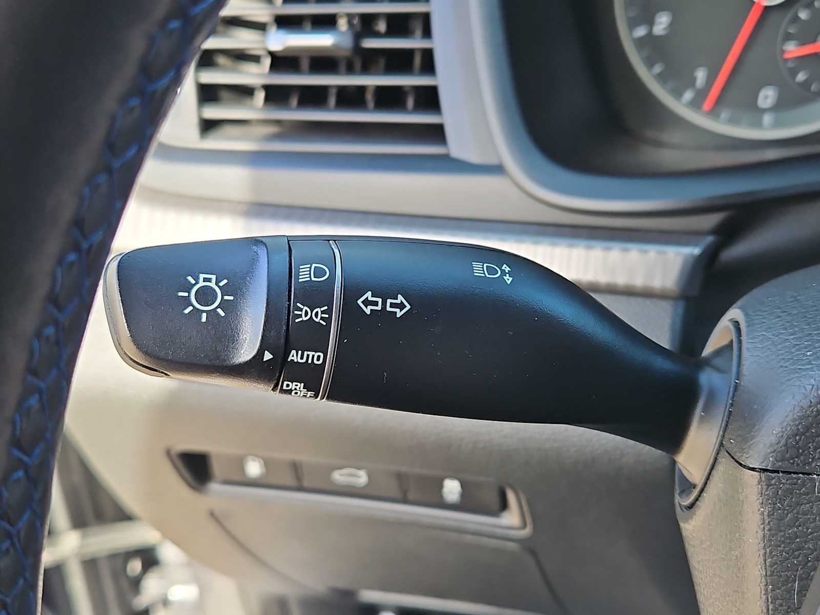 Thumbnail: 2018 Hyundai Sonata - 26