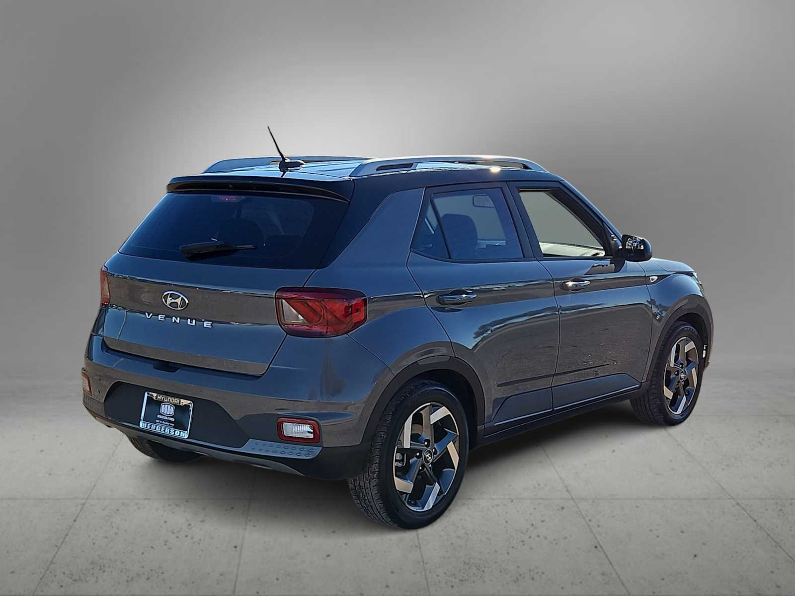 Thumbnail: 2023 Hyundai Venue - 8