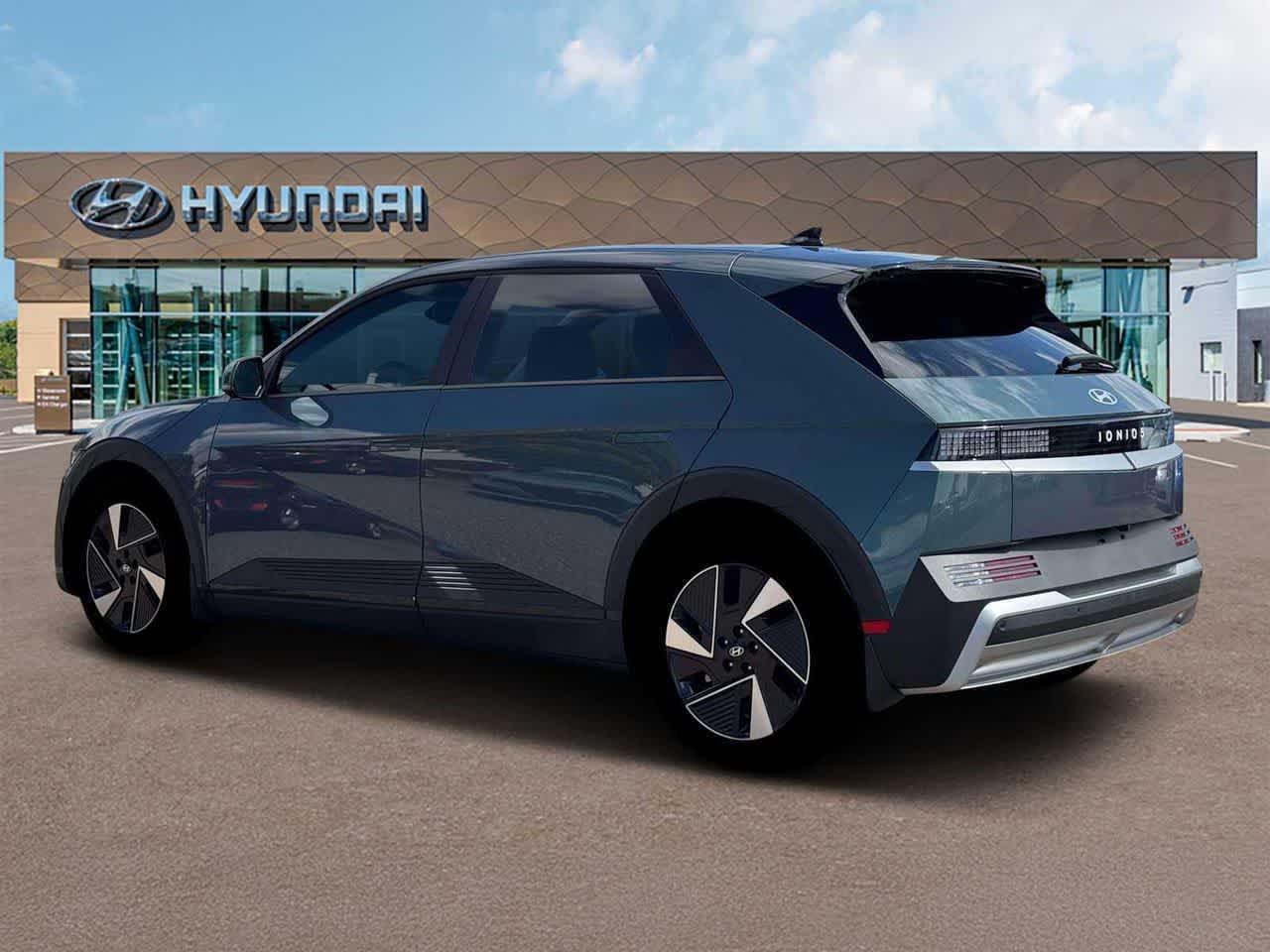 Thumbnail: 2026 Hyundai Ioniq 5 - 4