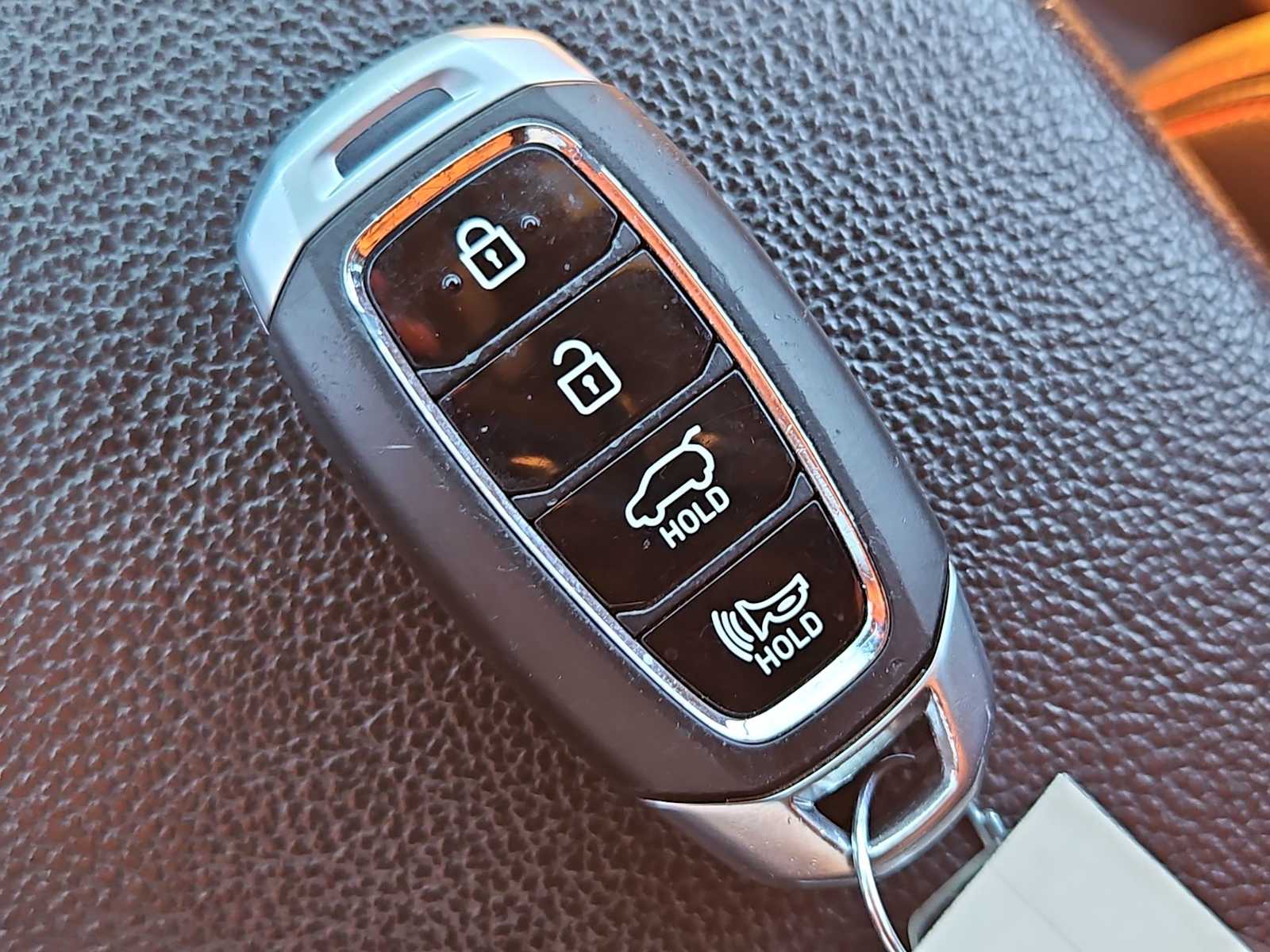 Thumbnail: 2019 Hyundai Veloster - 32