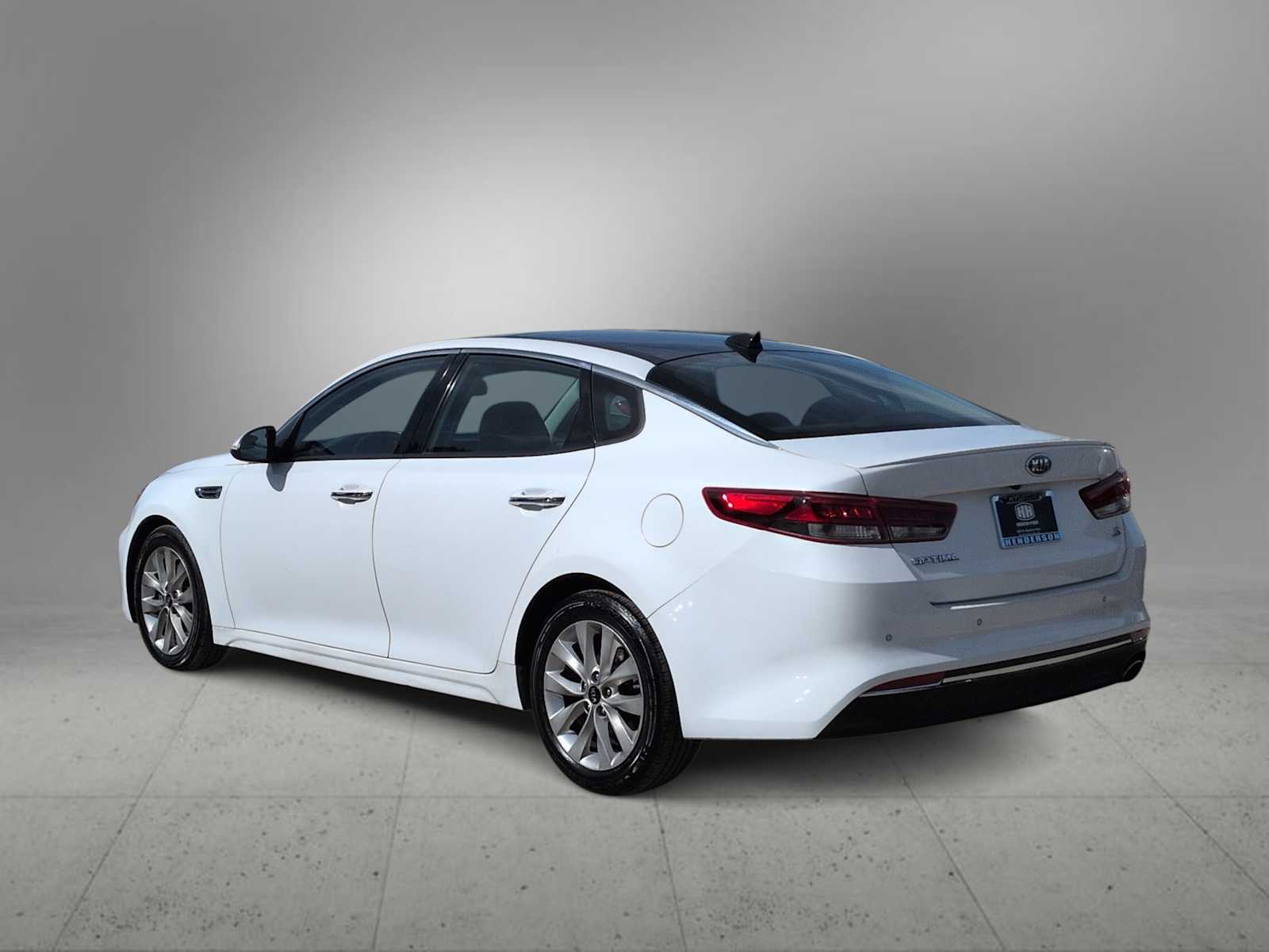 Thumbnail: 2018 Kia Optima - 6