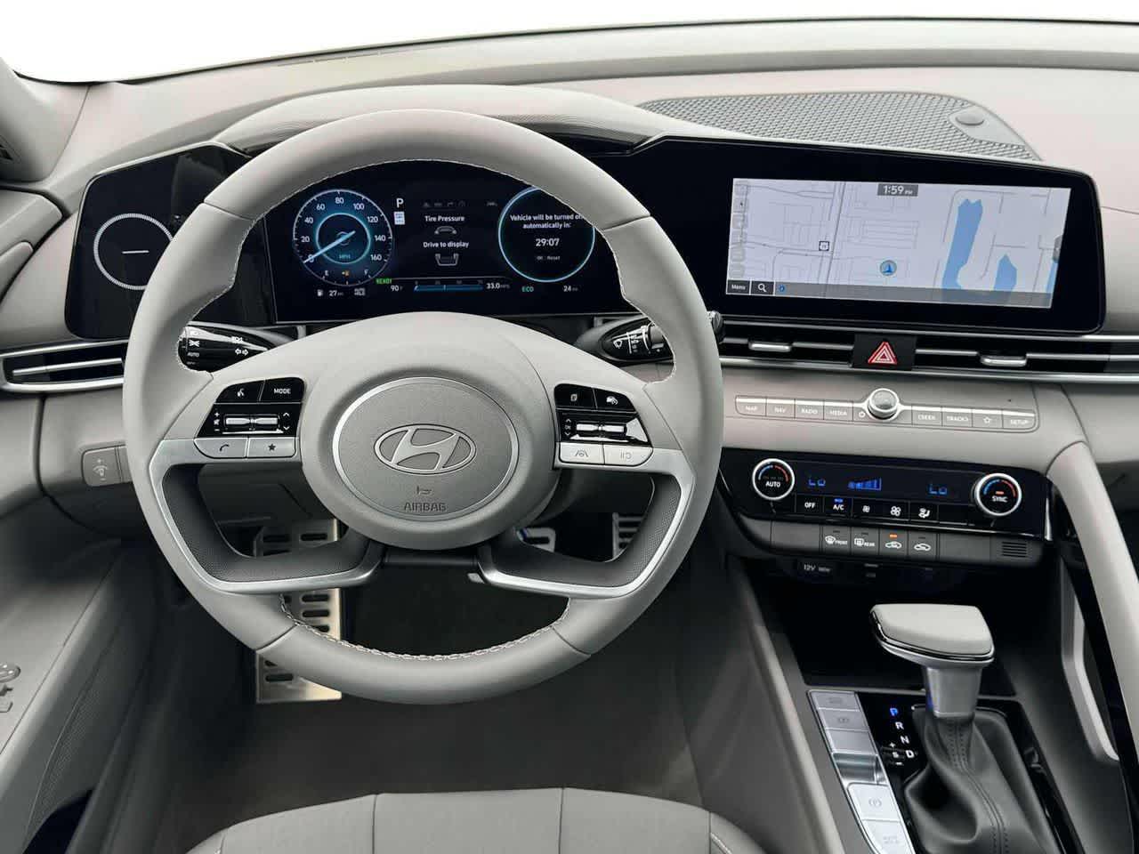 2025 Hyundai Elantra Sport 17