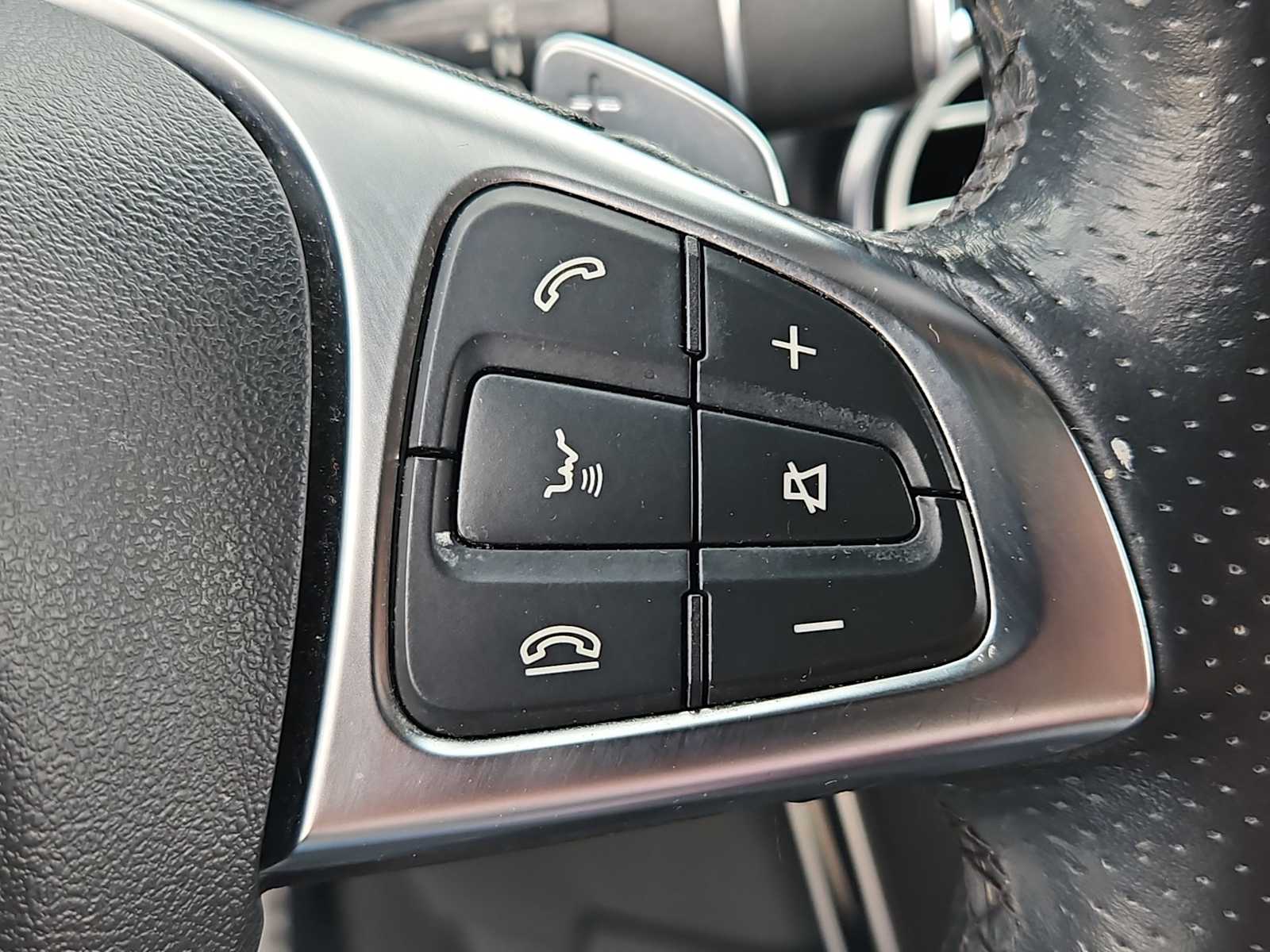 Thumbnail: 2019 Mercedes-Benz GLC - 25