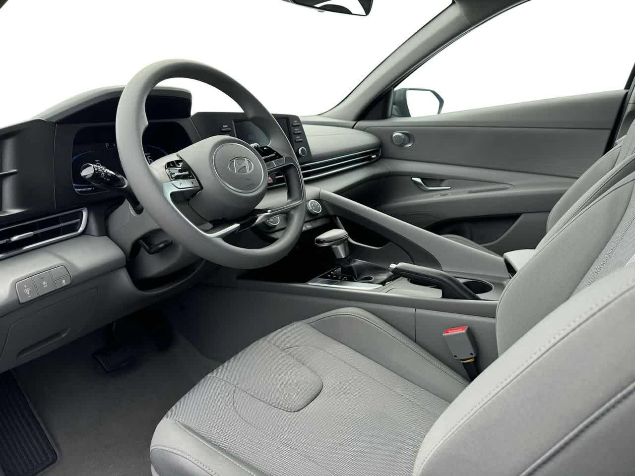 Thumbnail: 2025 Hyundai Elantra - 14