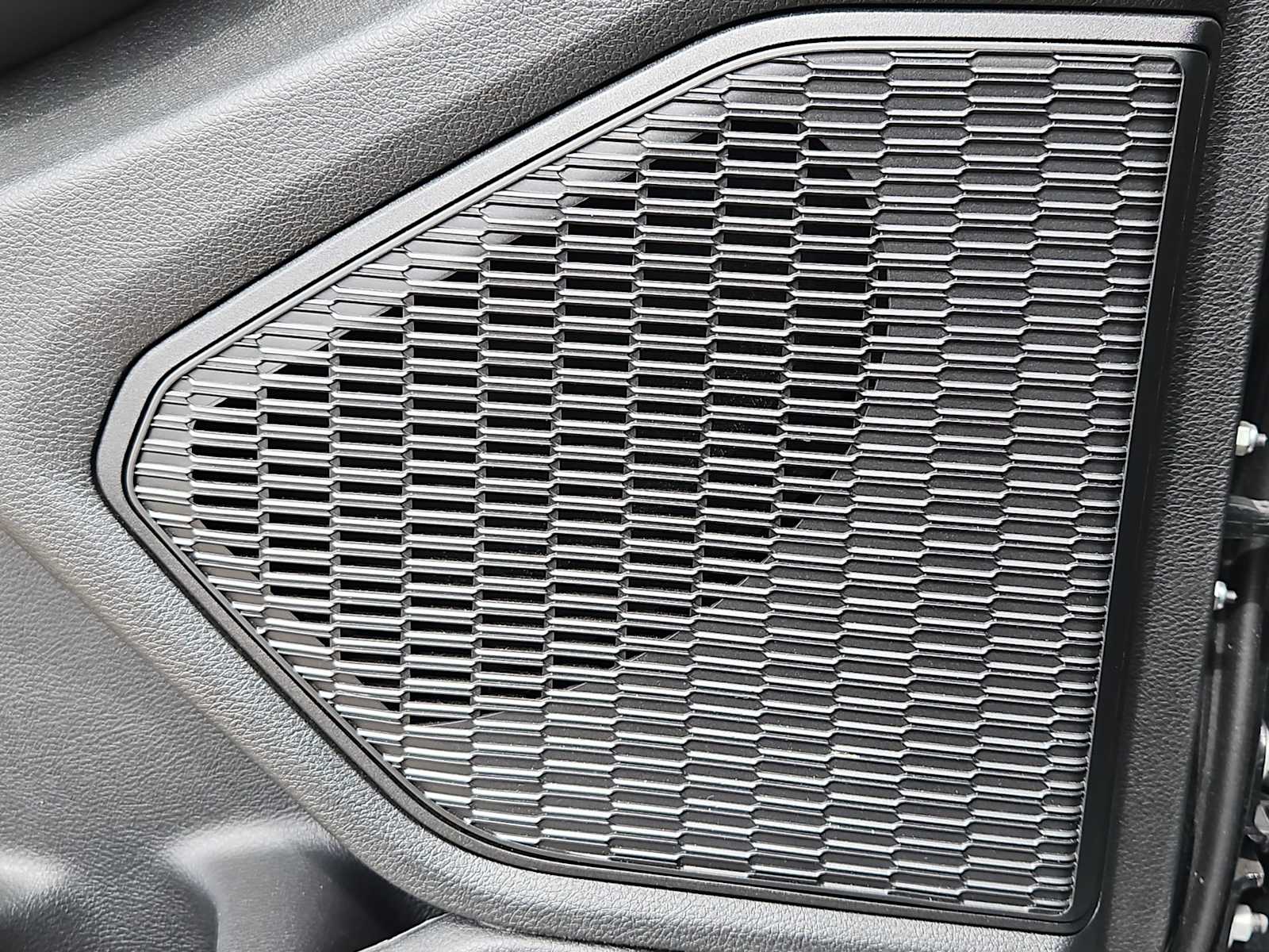 Thumbnail: 2023 Jeep Grand Cherokee - 30