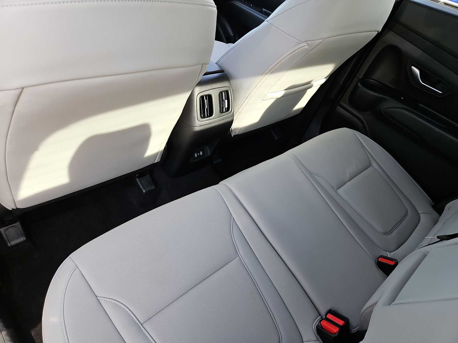 Thumbnail: 2025 Hyundai Santa Cruz - 19