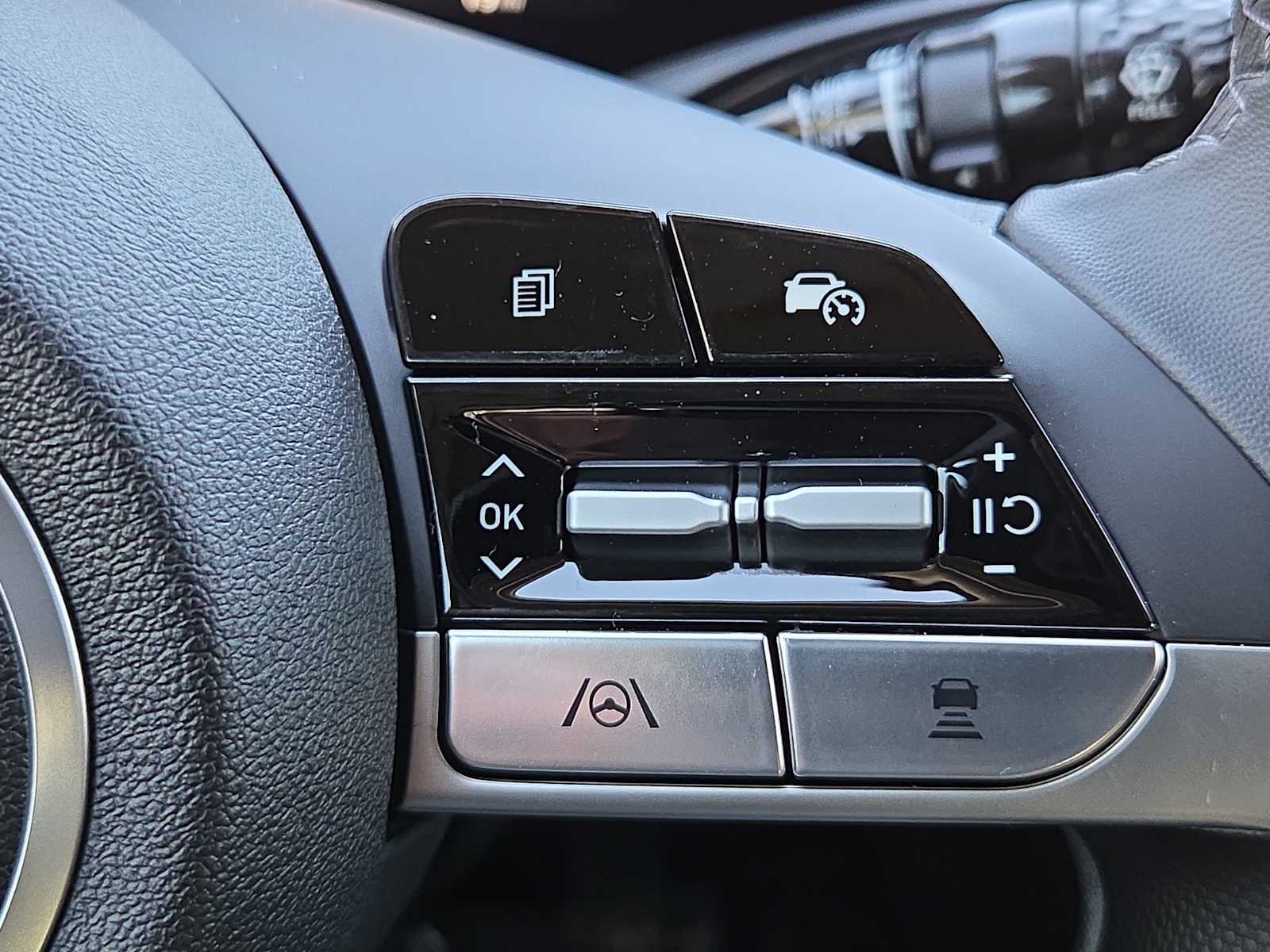 Thumbnail: 2026 Hyundai Elantra - 25