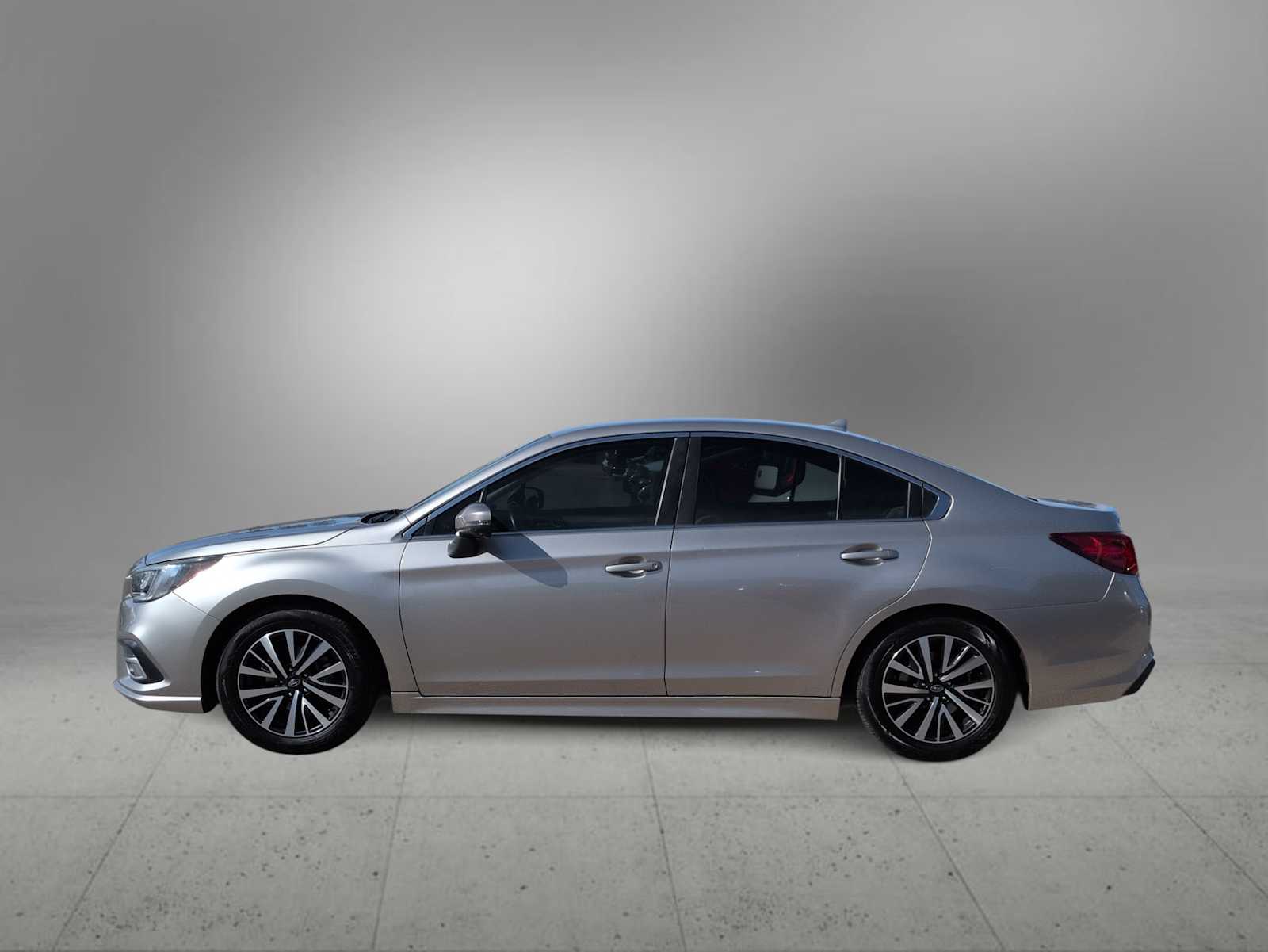 Thumbnail: 2018 Subaru Legacy - 5