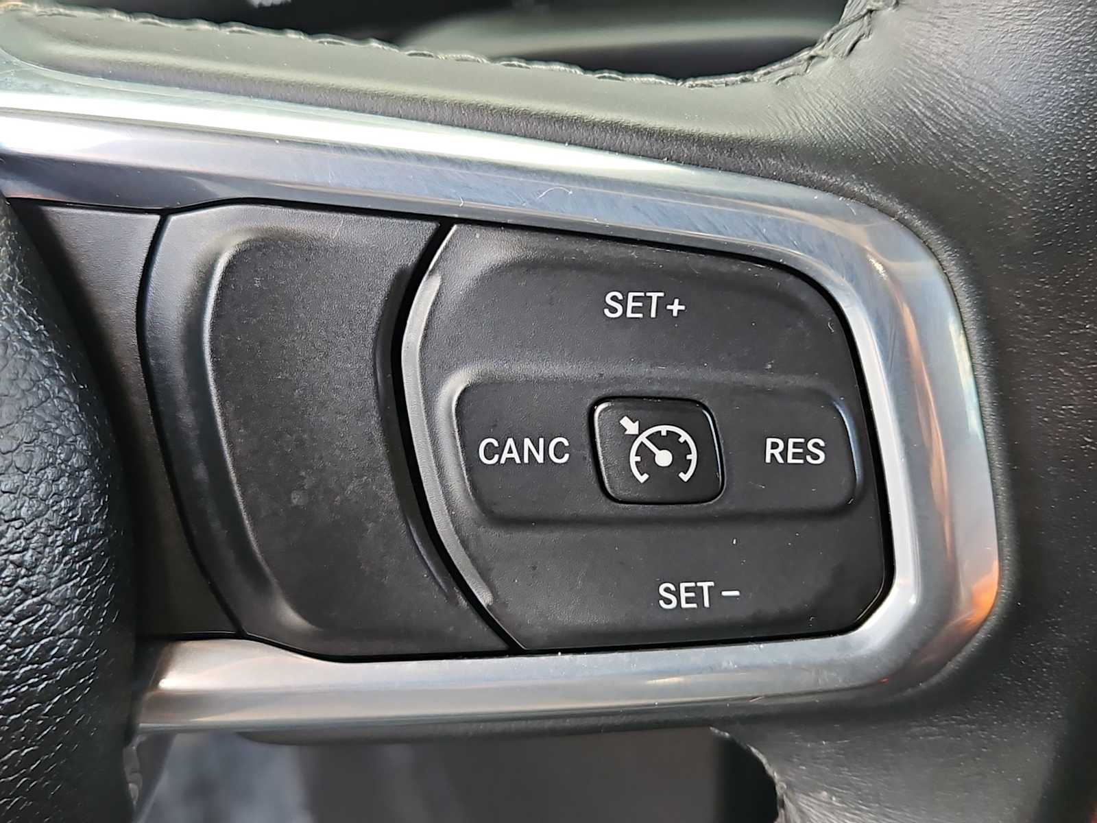 Thumbnail: 2021 Jeep Wrangler - 25