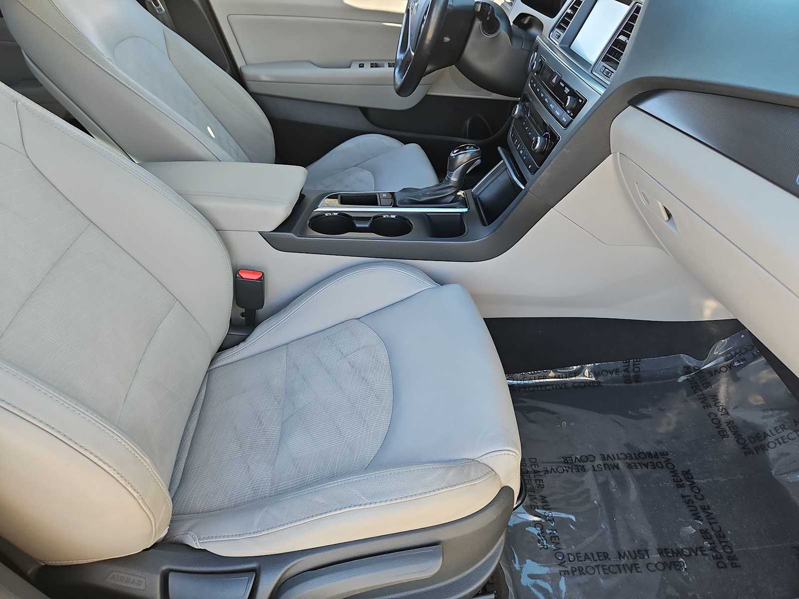 Thumbnail: 2016 Hyundai Sonata - 21