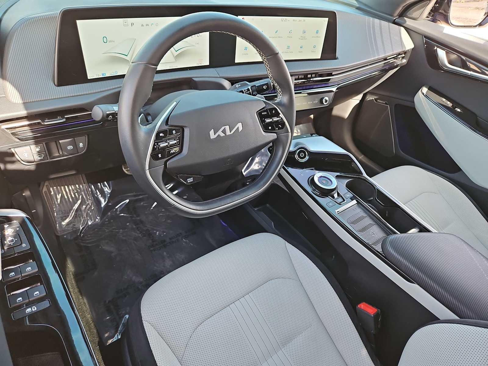 Thumbnail: 2022 Kia EV6 - 10