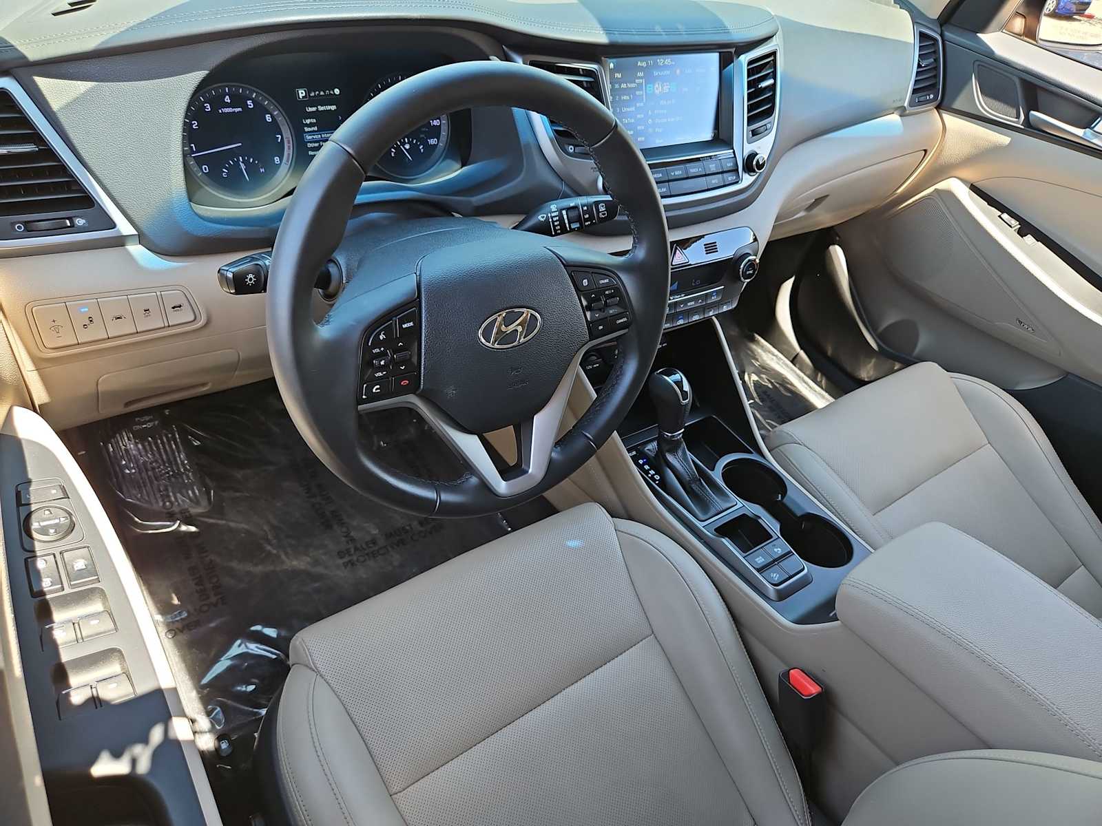 Thumbnail: 2017 Hyundai Tucson - 10