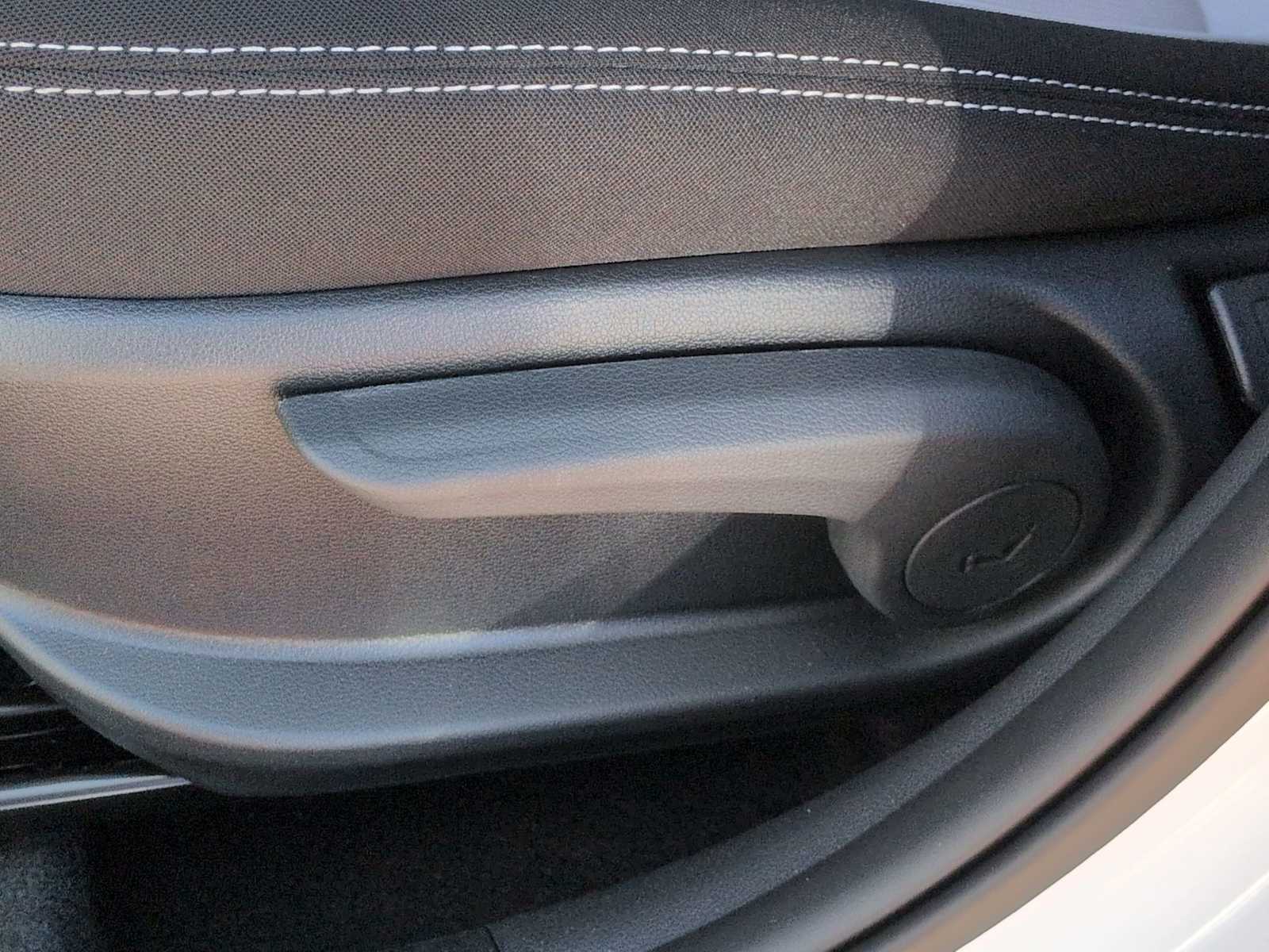 Thumbnail: 2026 Hyundai Venue - 17