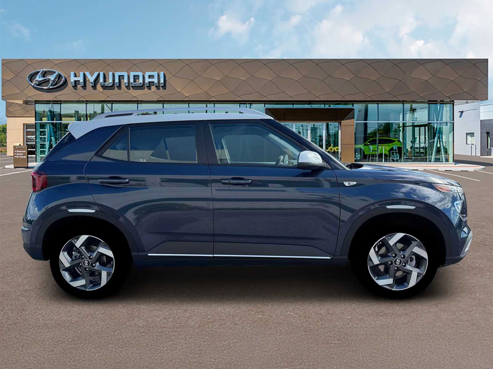 Thumbnail: 2026 Hyundai Venue - 9
