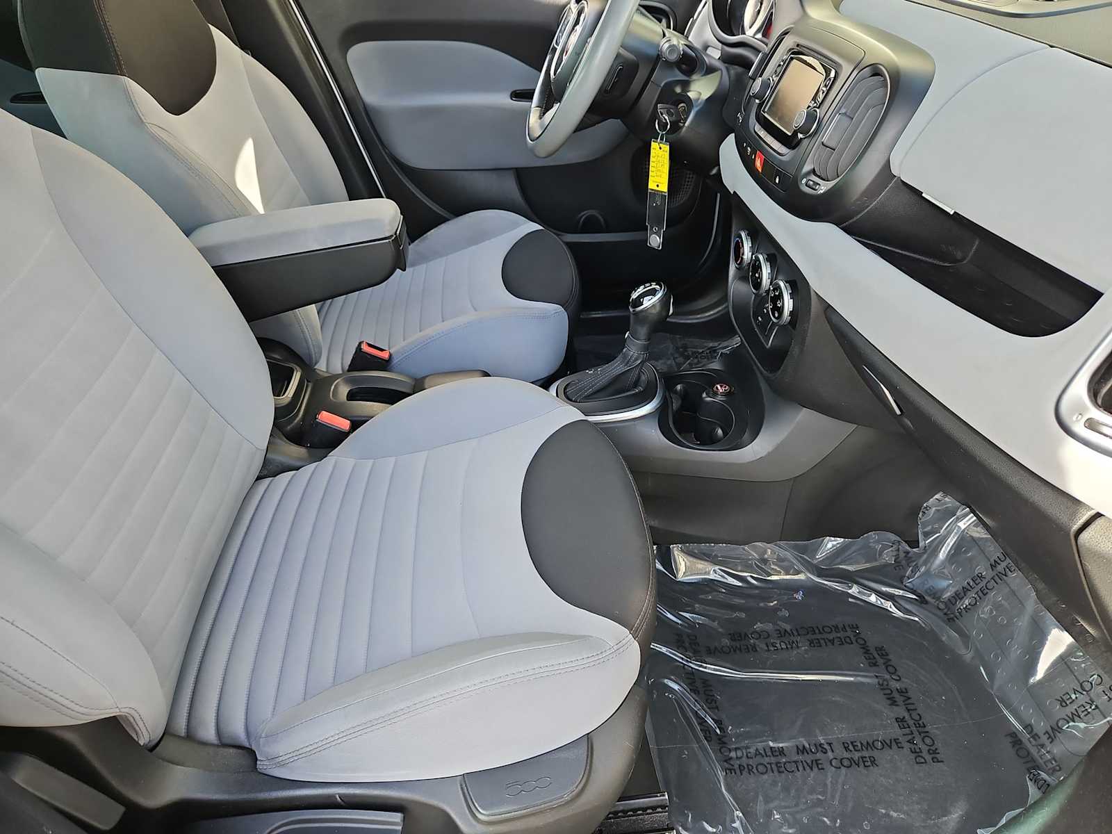 Thumbnail: 2014 Fiat 500L - 22