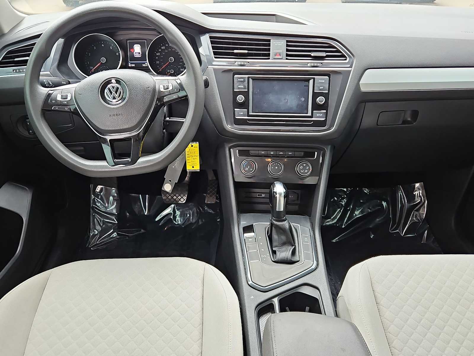 Thumbnail: 2018 Volkswagen Tiguan - 14