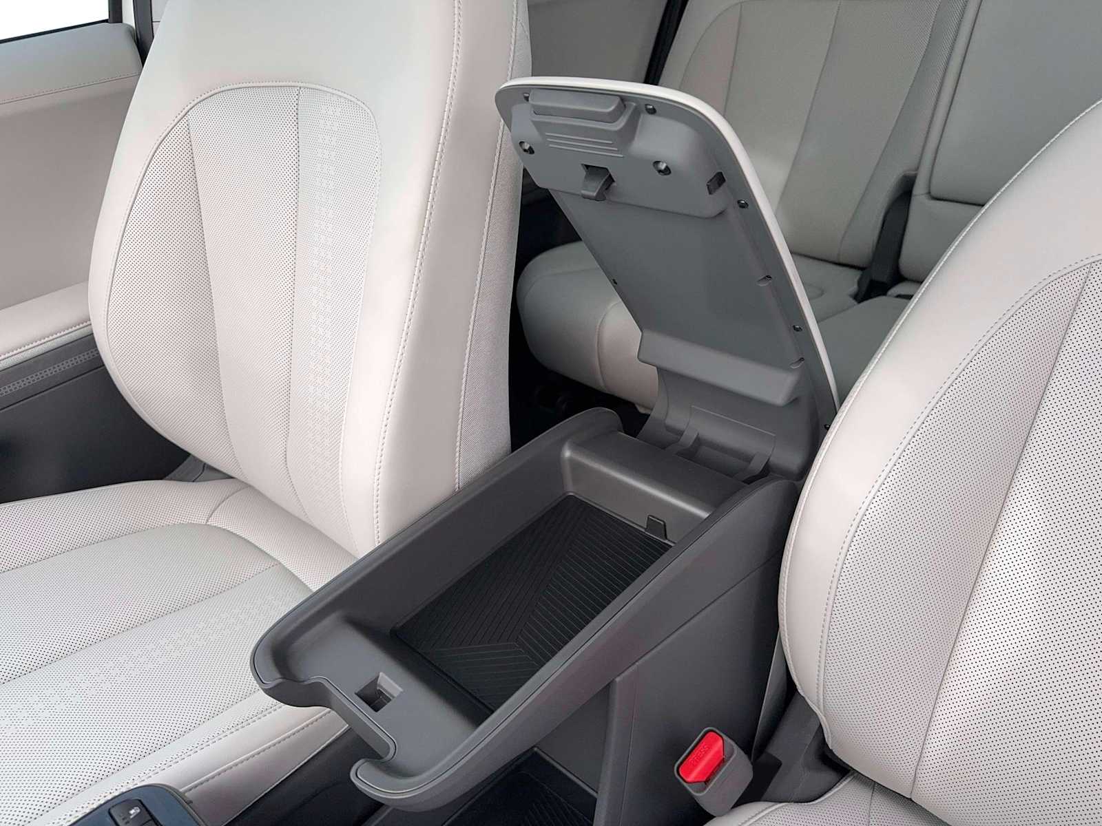 Thumbnail: 2026 Hyundai Ioniq 5 - 18