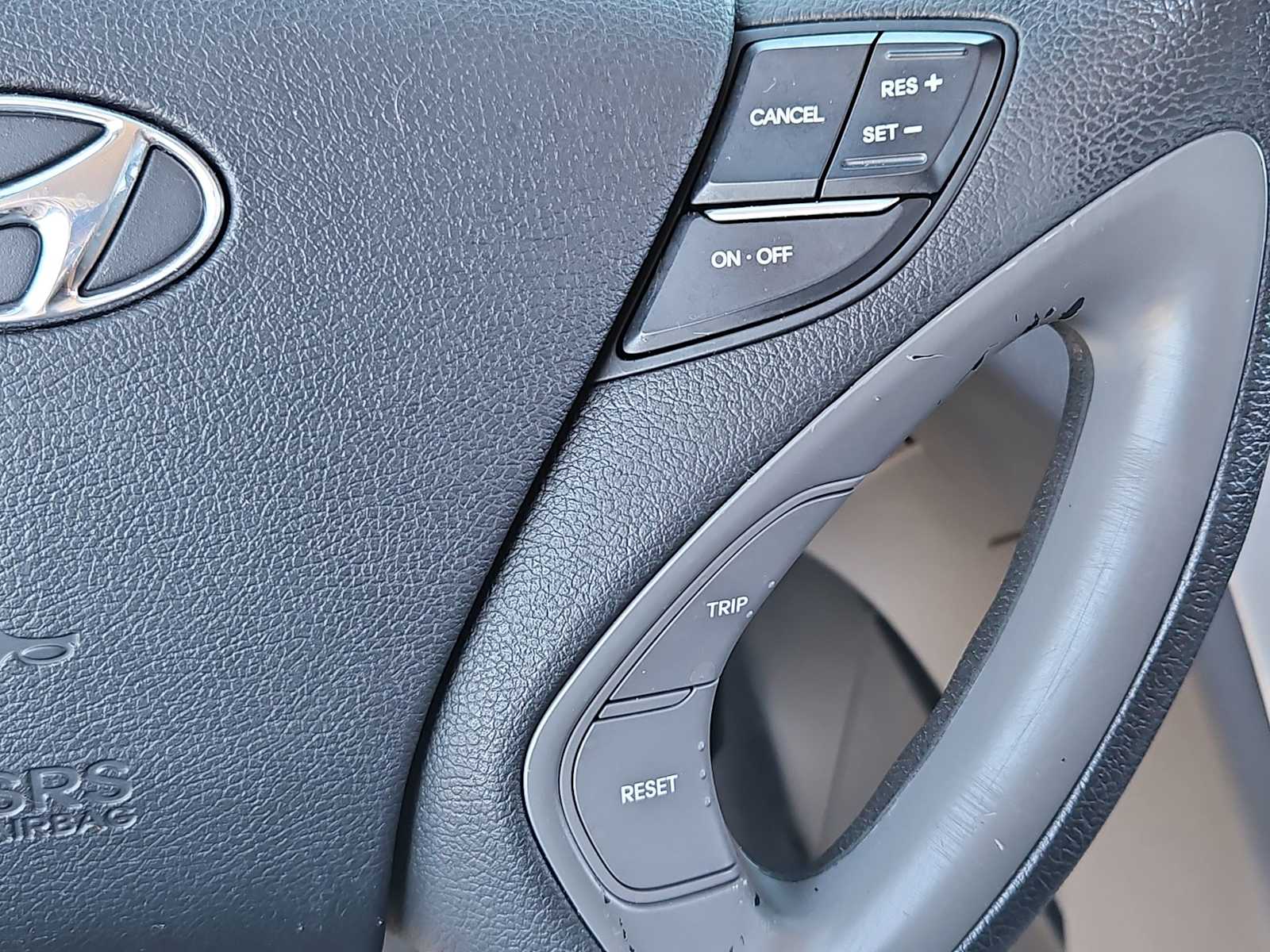 Thumbnail: 2012 Hyundai Sonata - 24