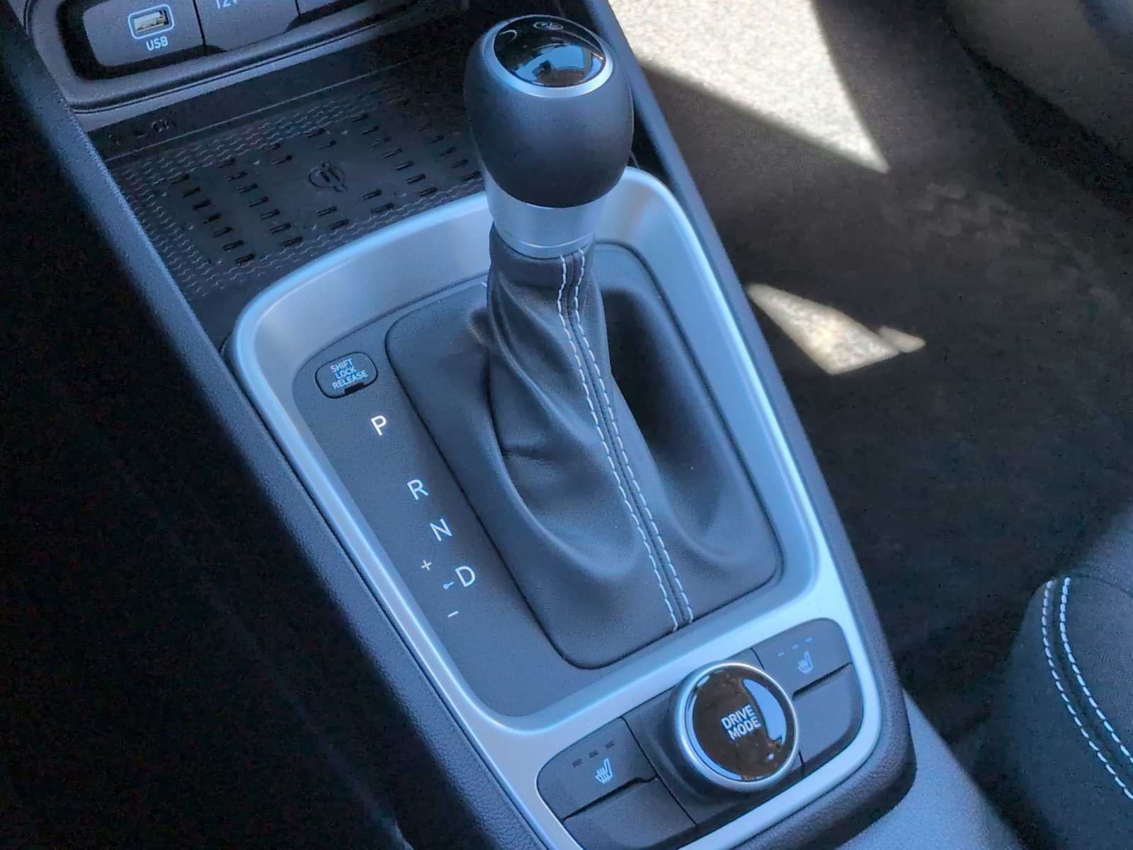 Thumbnail: 2026 Hyundai Venue - 32