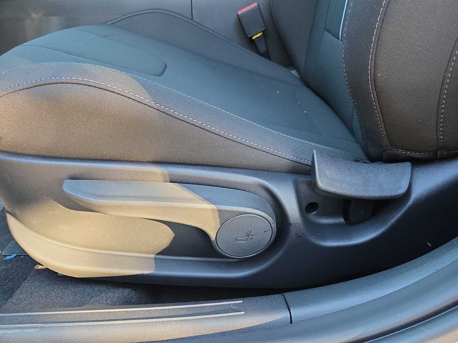 Thumbnail: 2026 Hyundai Elantra - 17