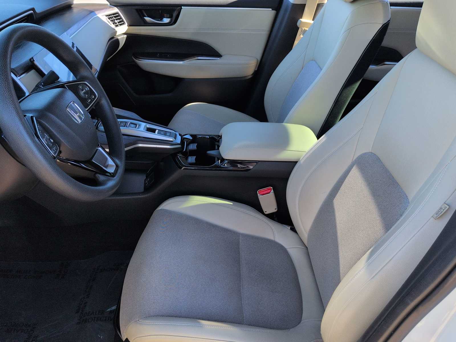 Thumbnail: 2018 Honda Clarity - 17