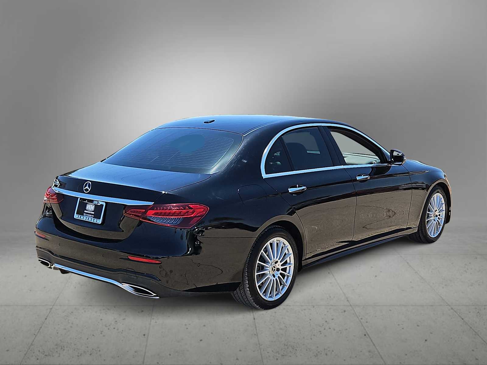 Thumbnail: 2021 Mercedes-Benz E-Class - 8