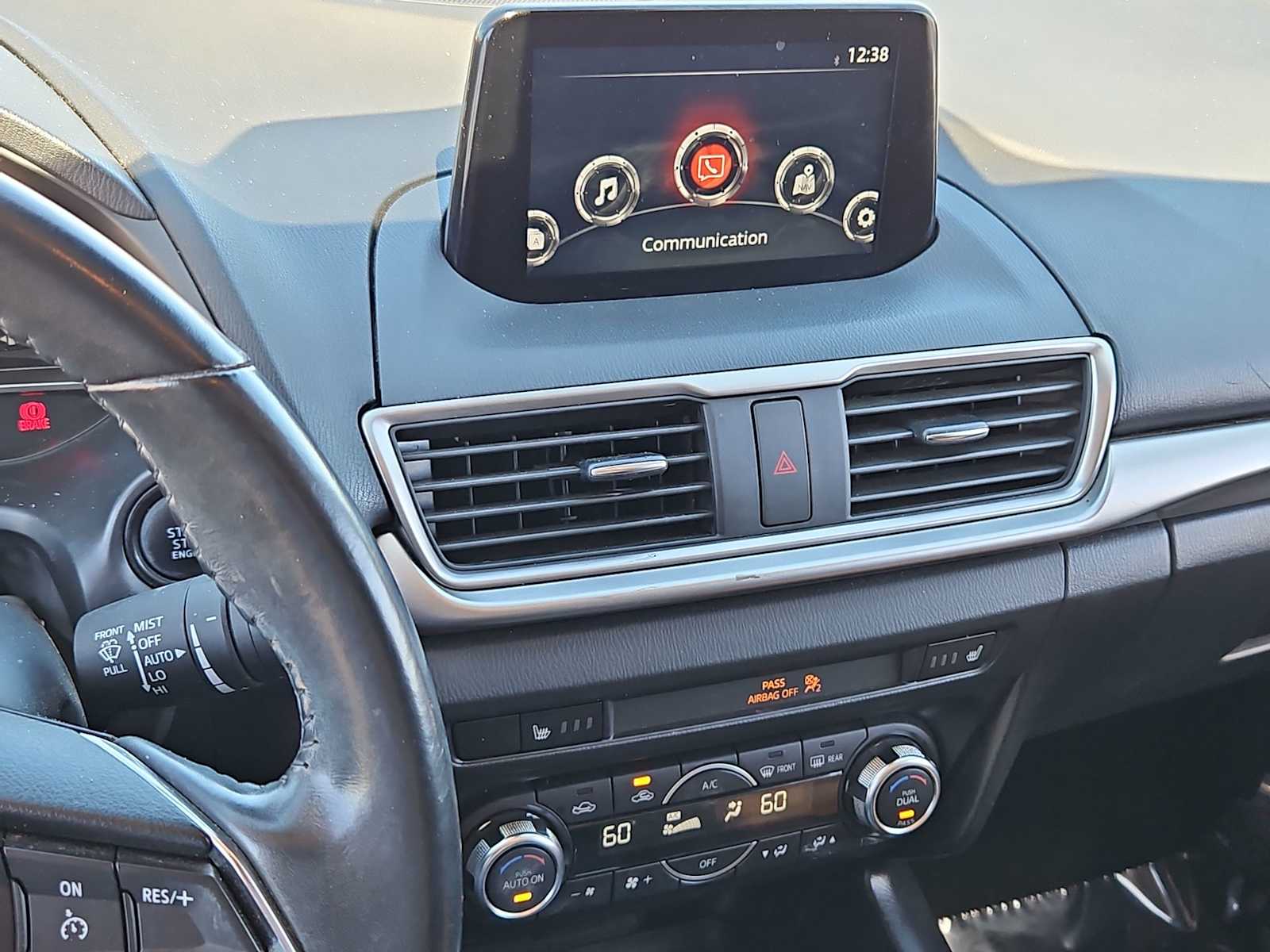 Thumbnail: 2018 Mazda Mazda3 - 27