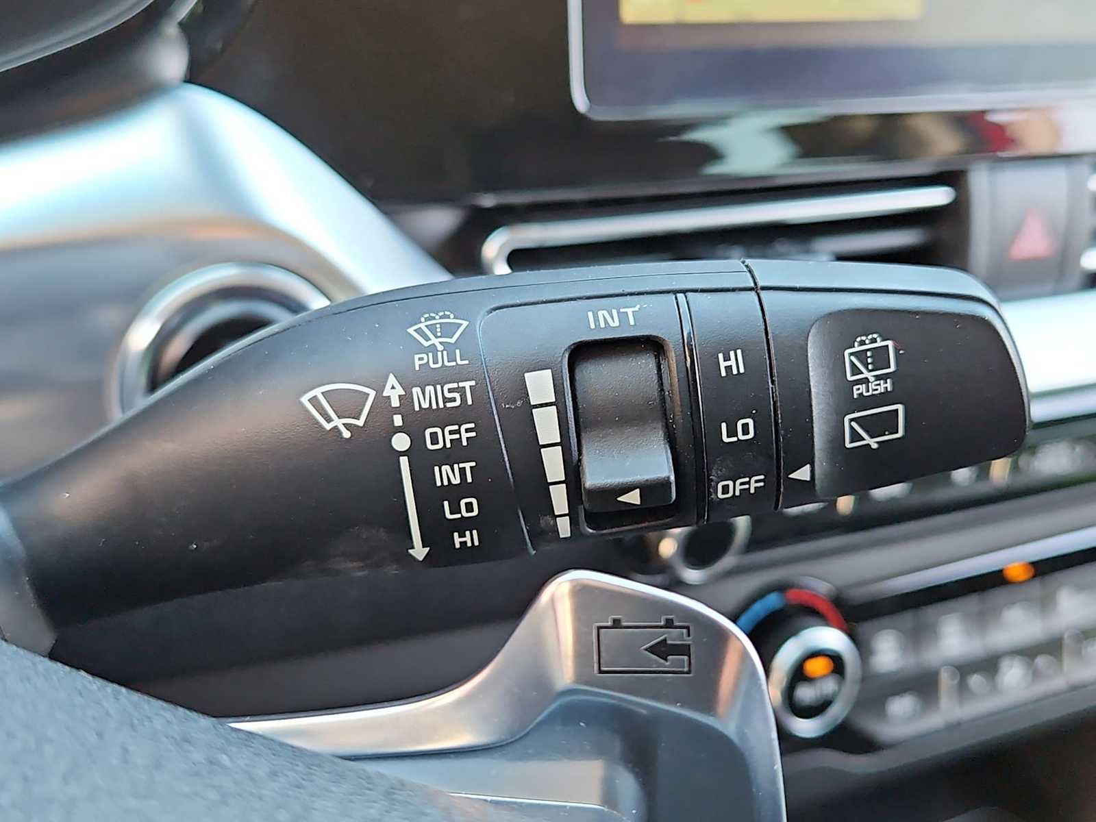 Thumbnail: 2020 Kia Niro - 27