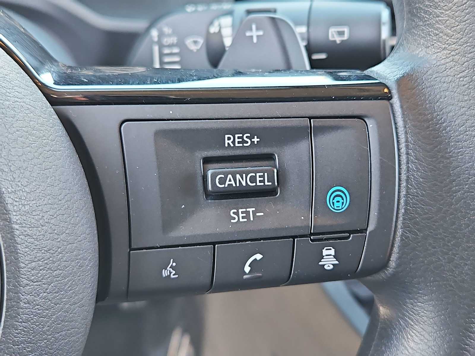 Thumbnail: 2022 Nissan Rogue - 24