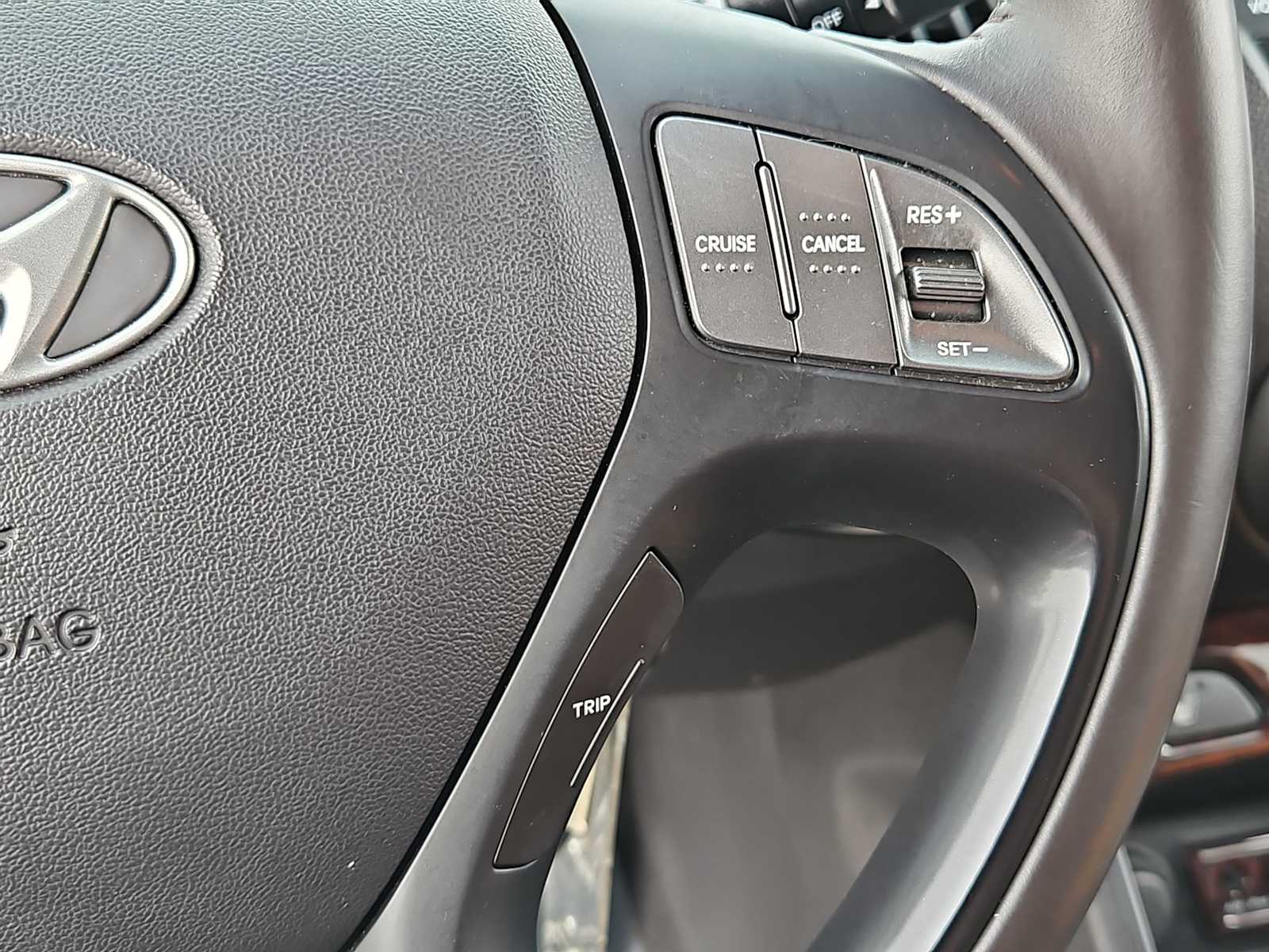 Thumbnail: 2014 Hyundai Tucson - 25