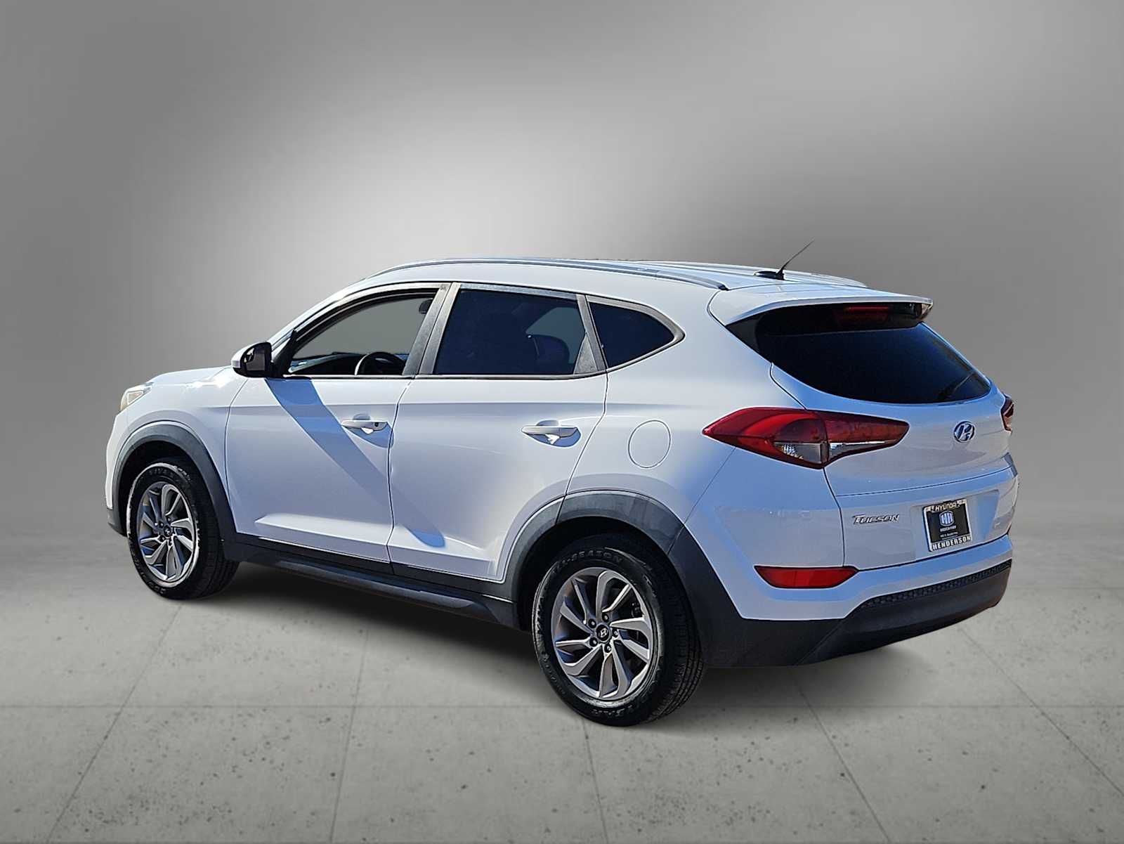 Thumbnail: 2016 Hyundai Tucson - 6