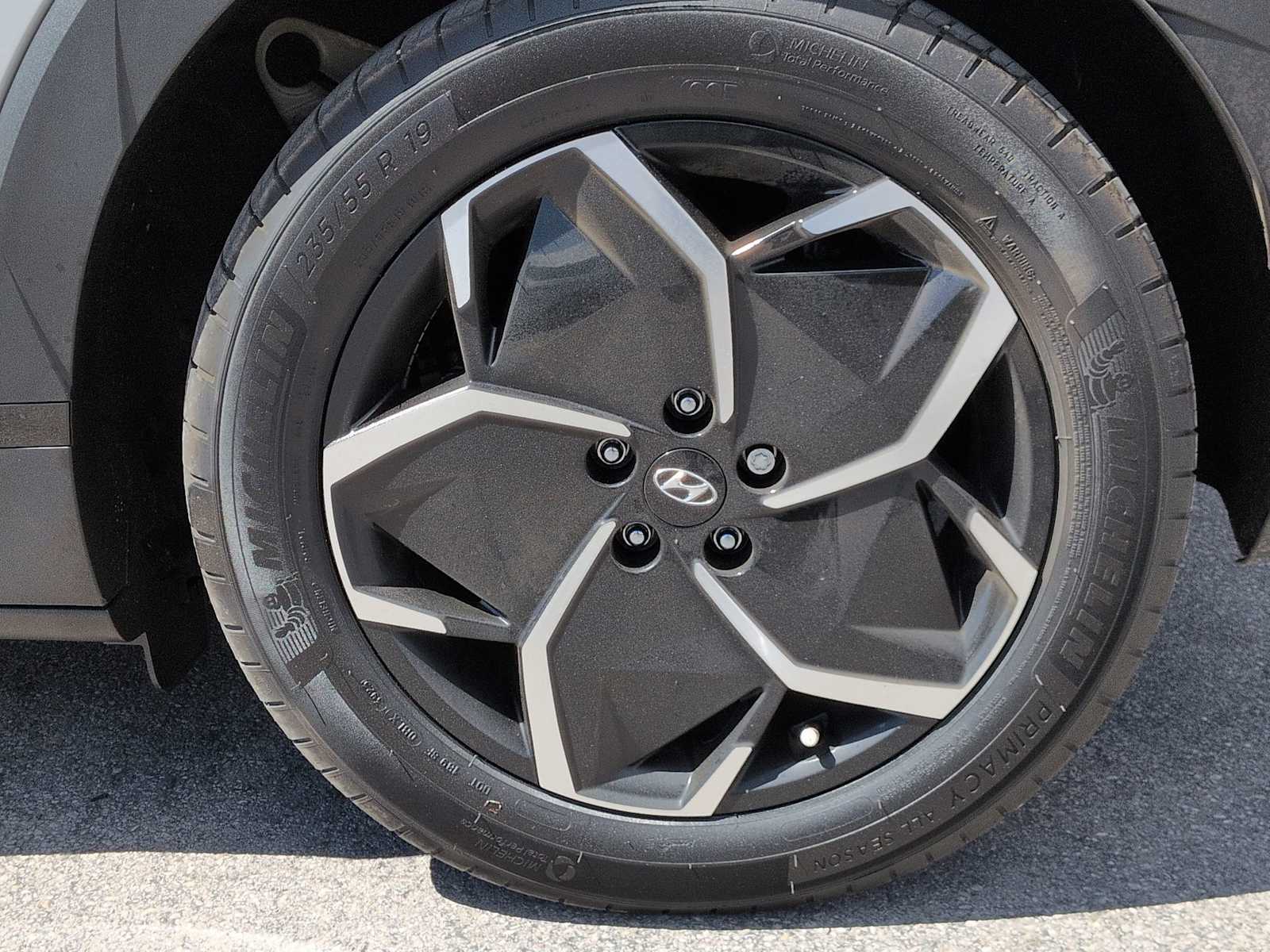 Thumbnail: 2024 Hyundai Ioniq 5 - 14