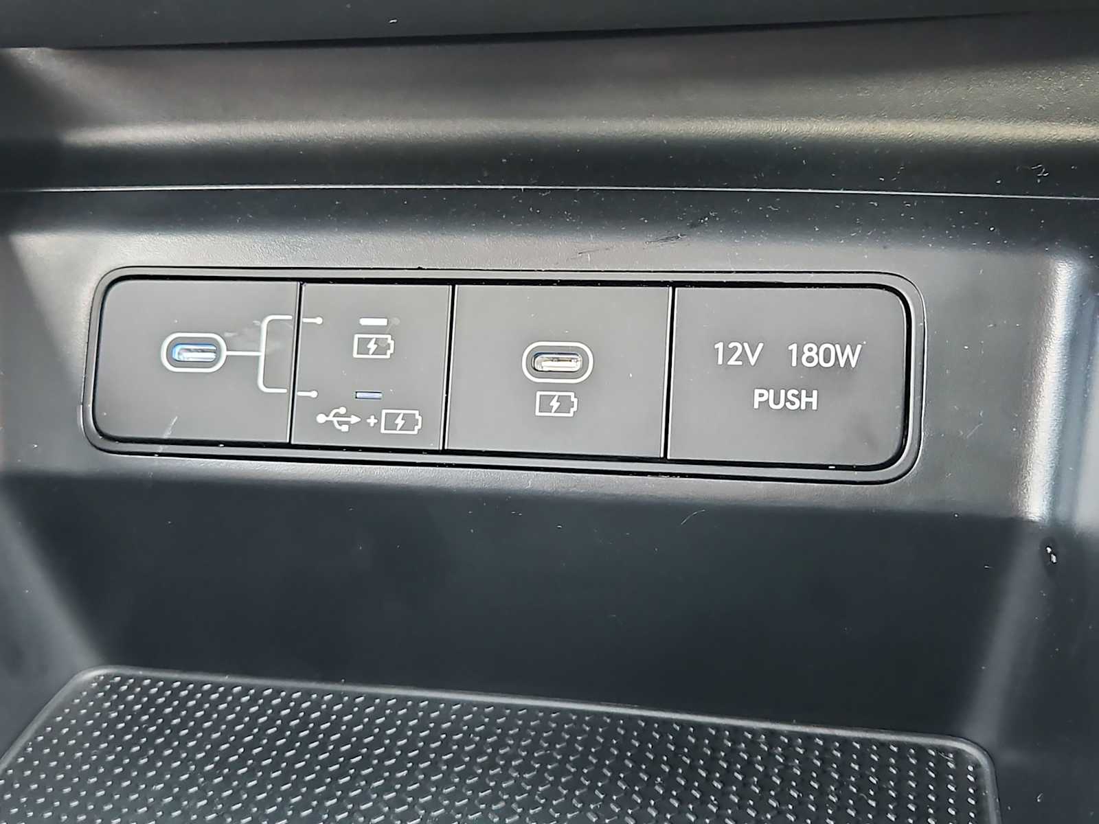 Thumbnail: 2025 Hyundai Santa Cruz - 31