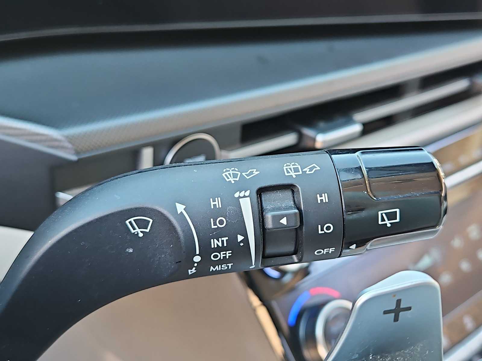 Thumbnail: 2024 Hyundai Santa Fe - 25