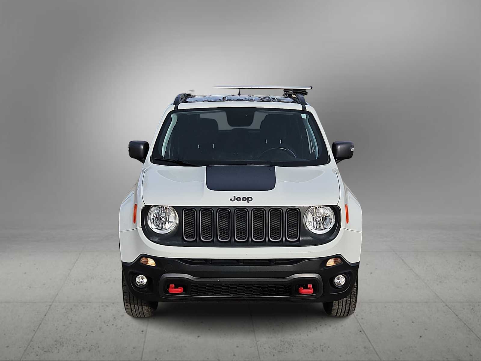 Thumbnail: 2018 Jeep Renegade - 3