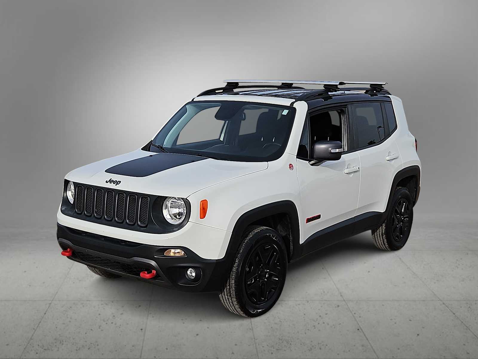 Thumbnail: 2018 Jeep Renegade - 4