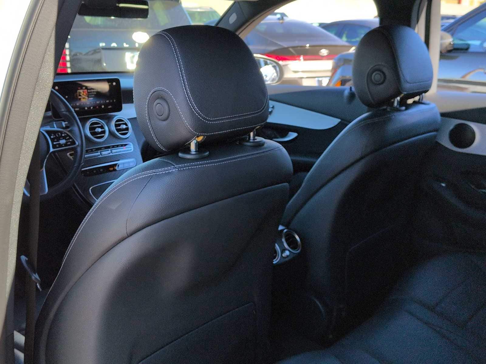 Thumbnail: 2022 Mercedes-Benz GLC - 19