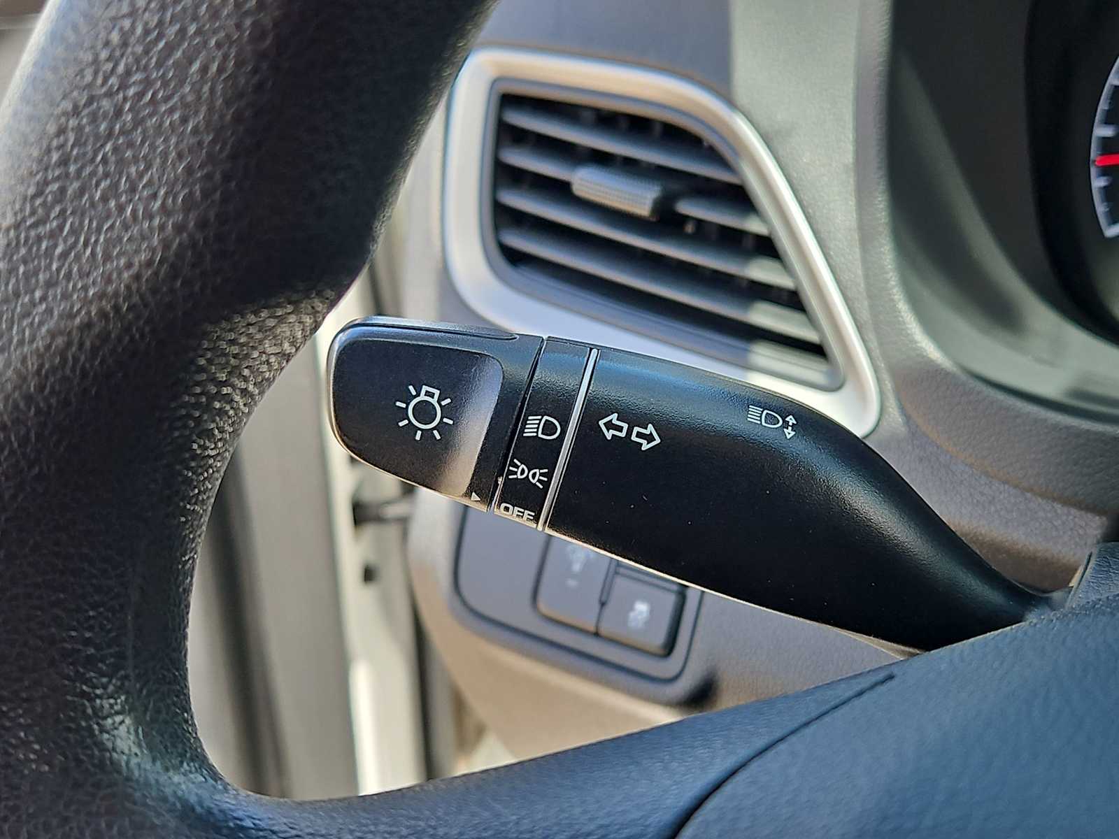 Thumbnail: 2020 Hyundai Accent - 25