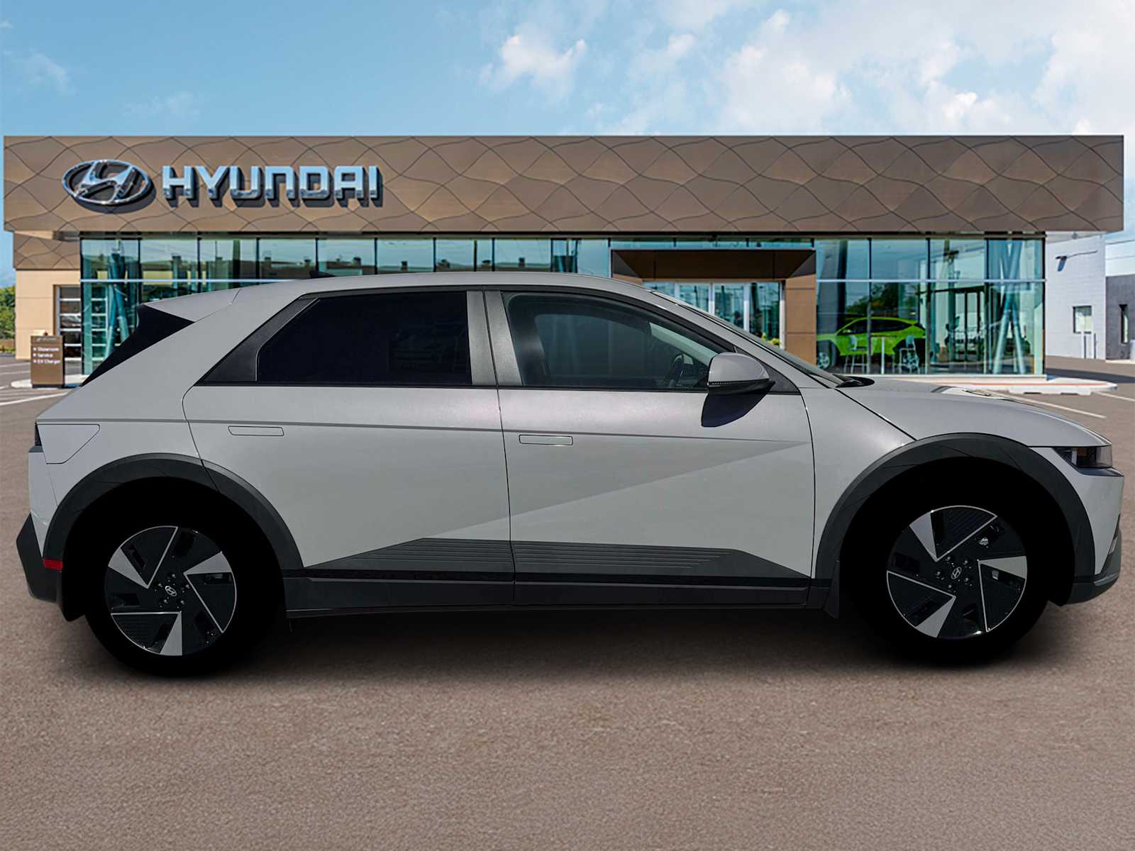 Thumbnail: 2026 Hyundai Ioniq 5 - 9