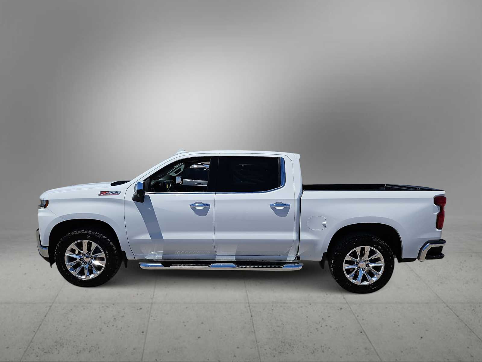 Thumbnail: 2021 Chevrolet Silverado 1500 - 4
