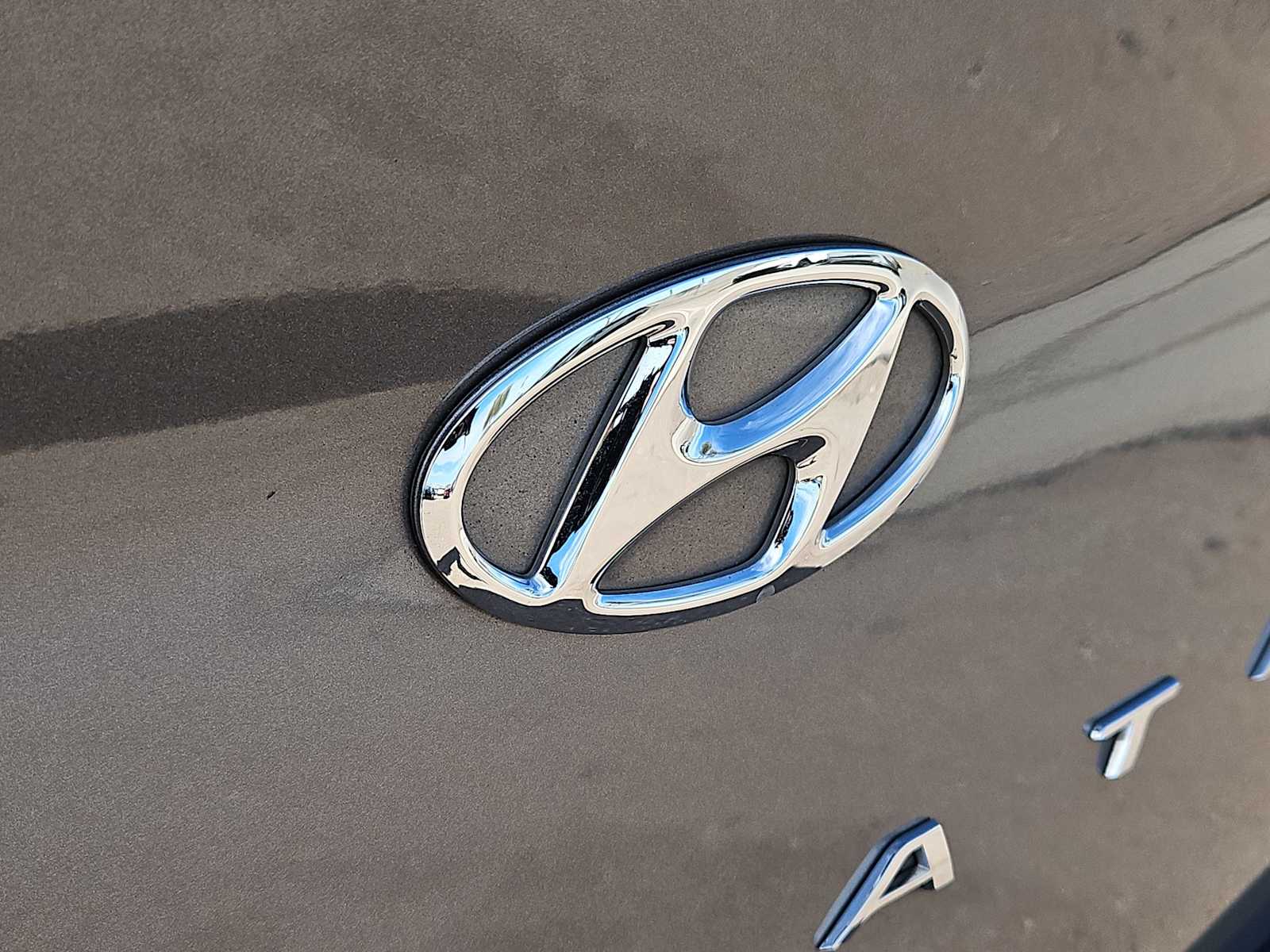 Thumbnail: 2019 Hyundai Sonata - 12