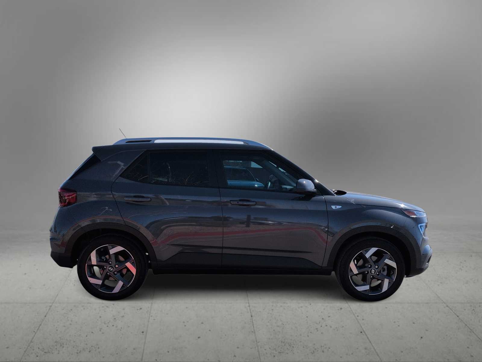 Thumbnail: 2026 Hyundai Venue - 9